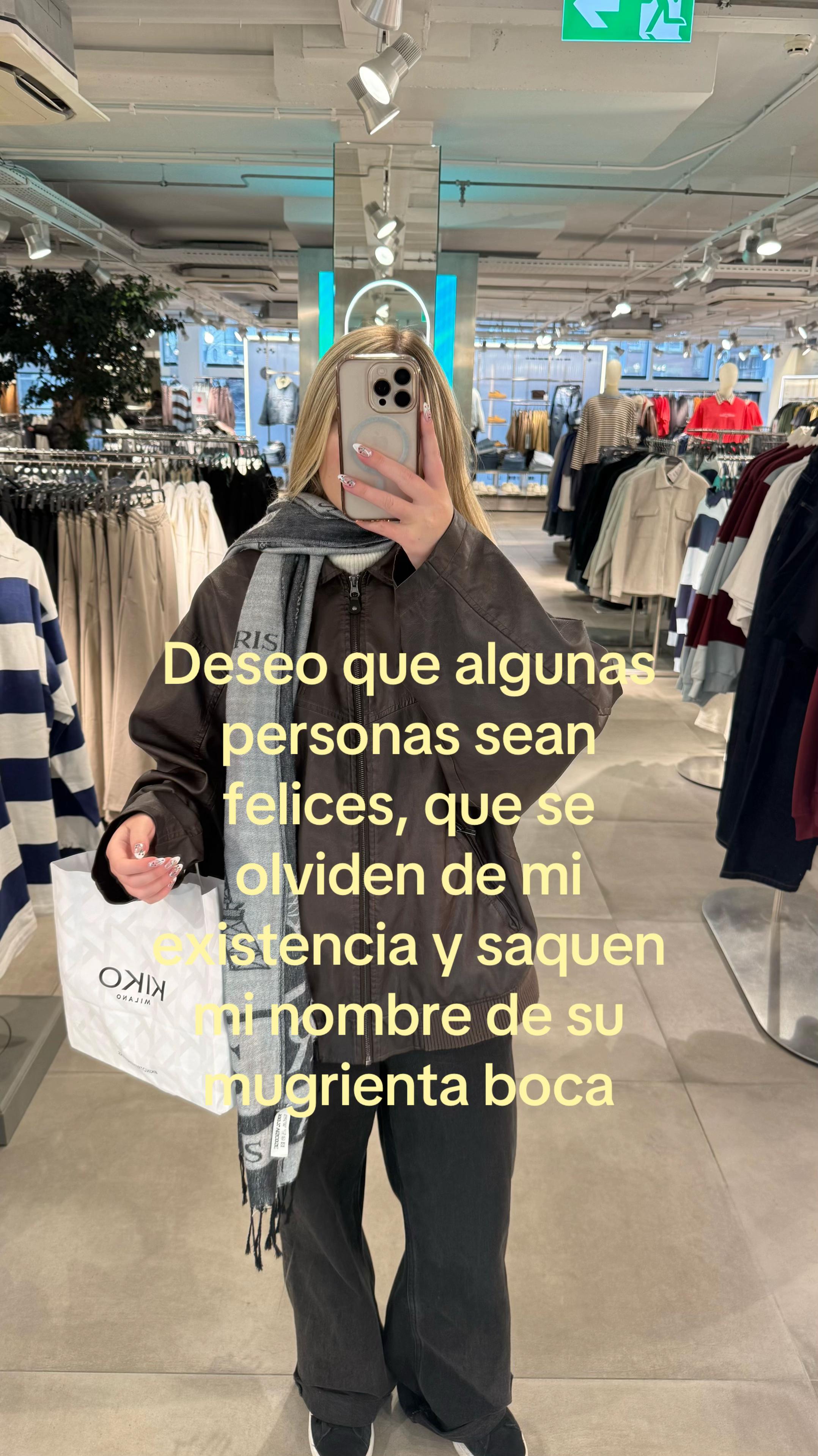 @sofi🦎
