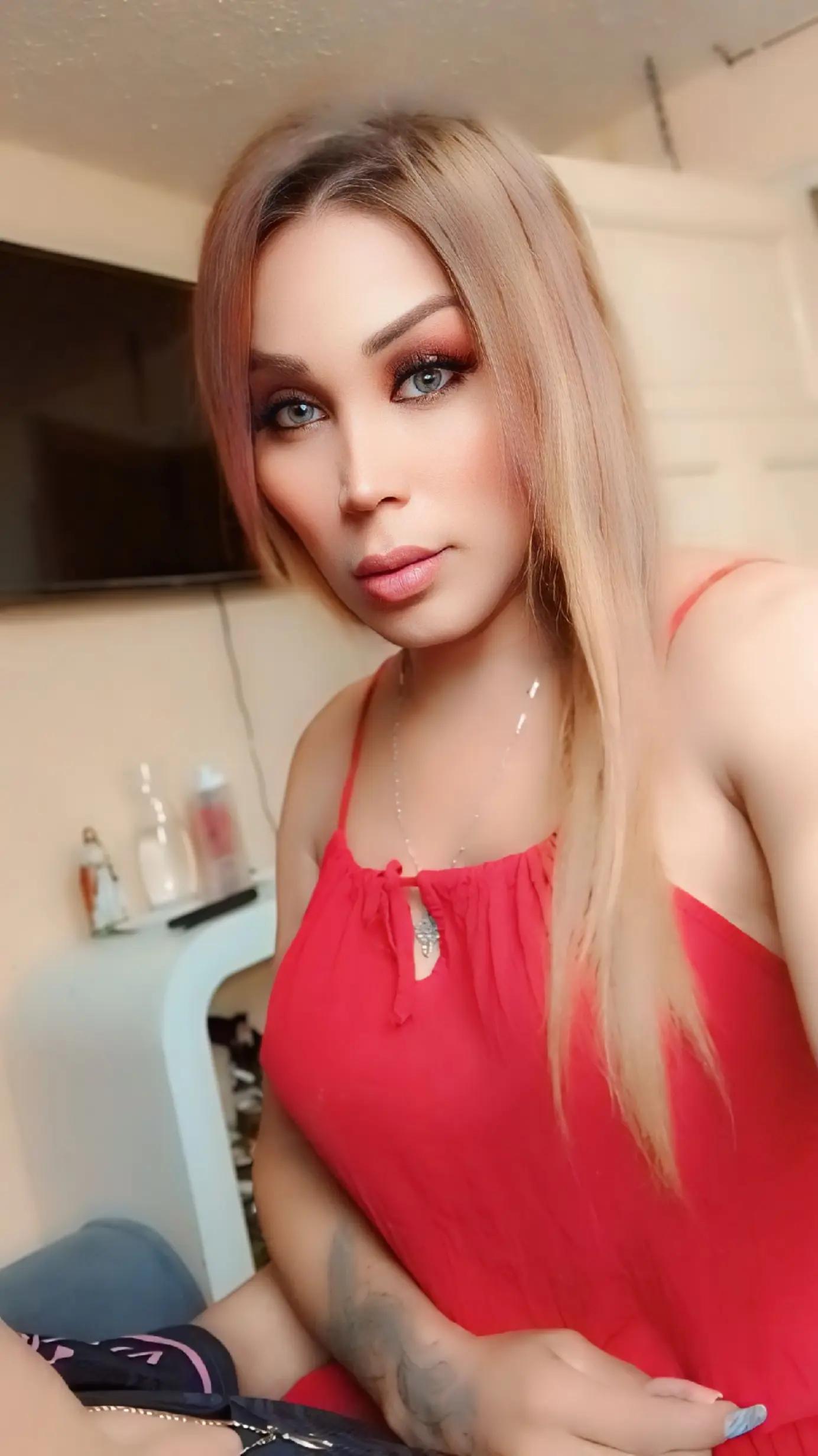 @Anadelrio Oficial