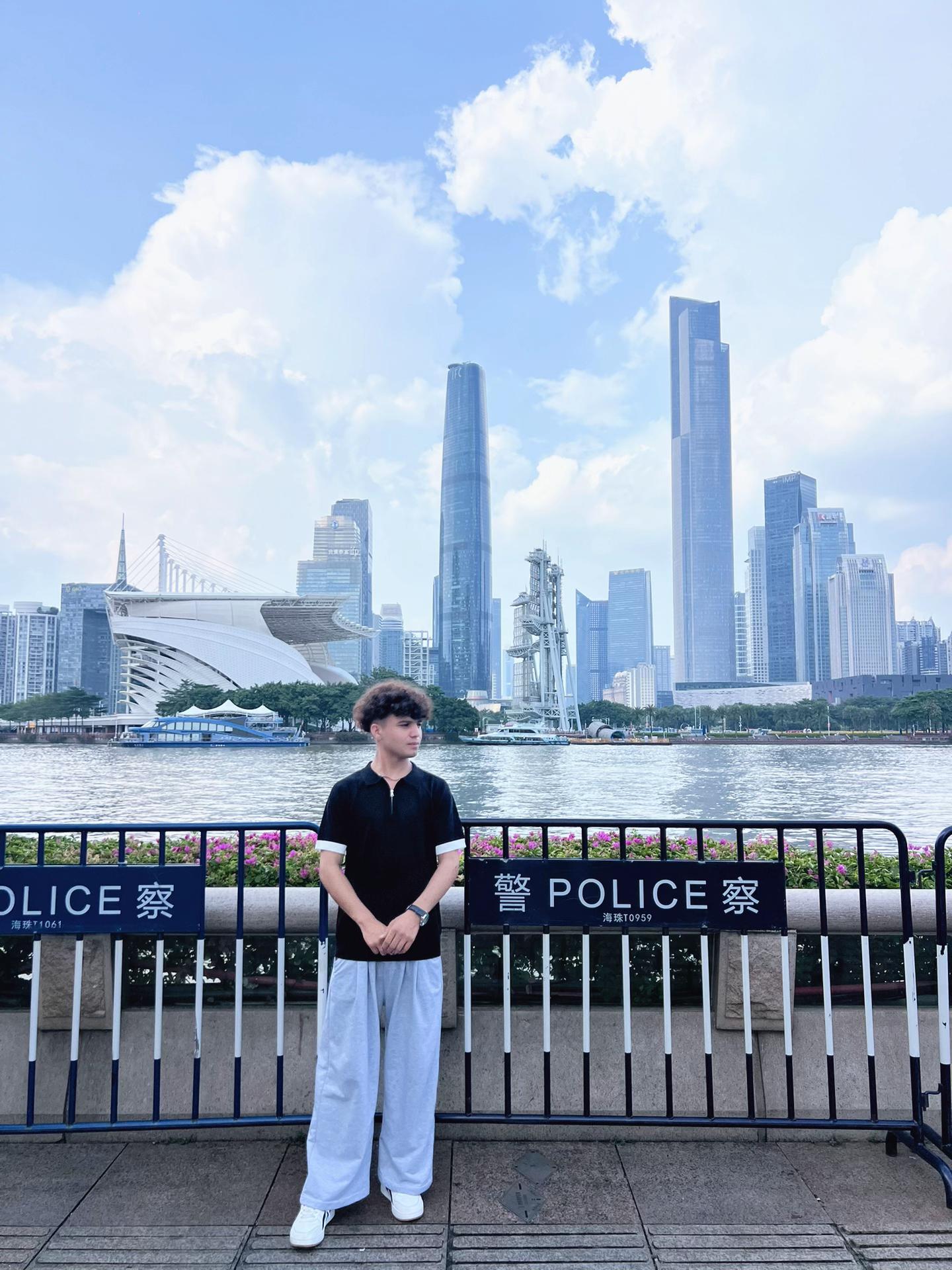 @𝑯𝒂𝒃𝒊𝒃 𝒊𝒏 🇨🇳