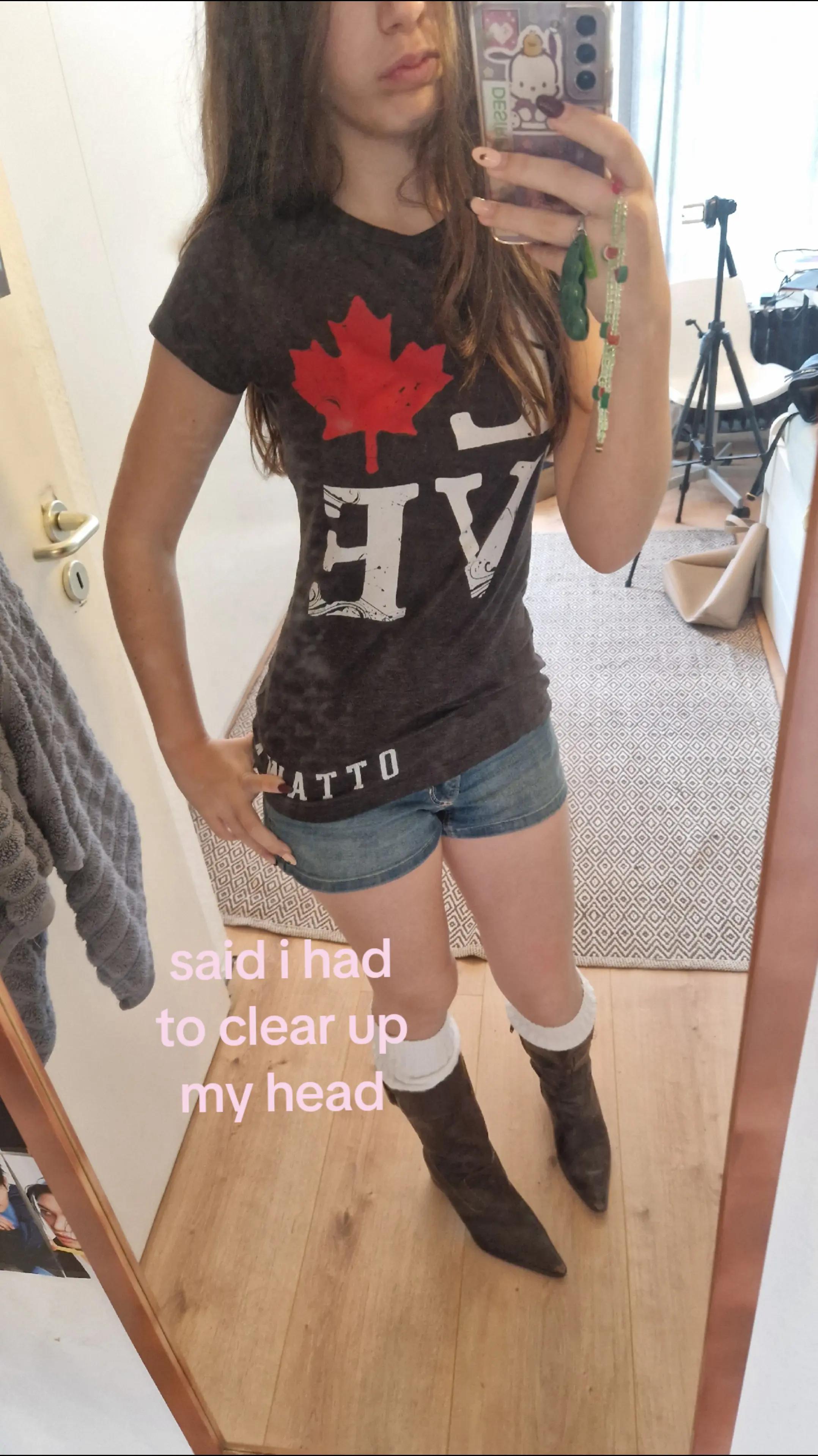 @alice&sup1;⁴&sup3; | DUH!🦇🐺