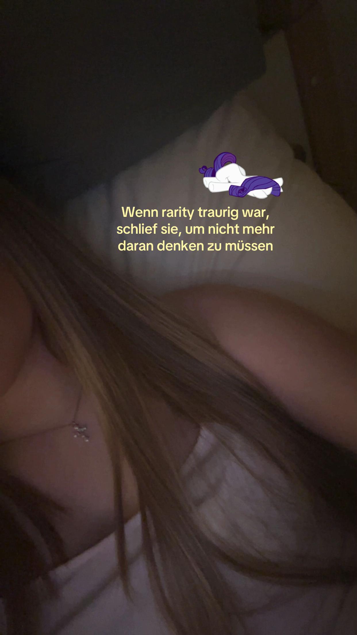 @ᥫ᭡.