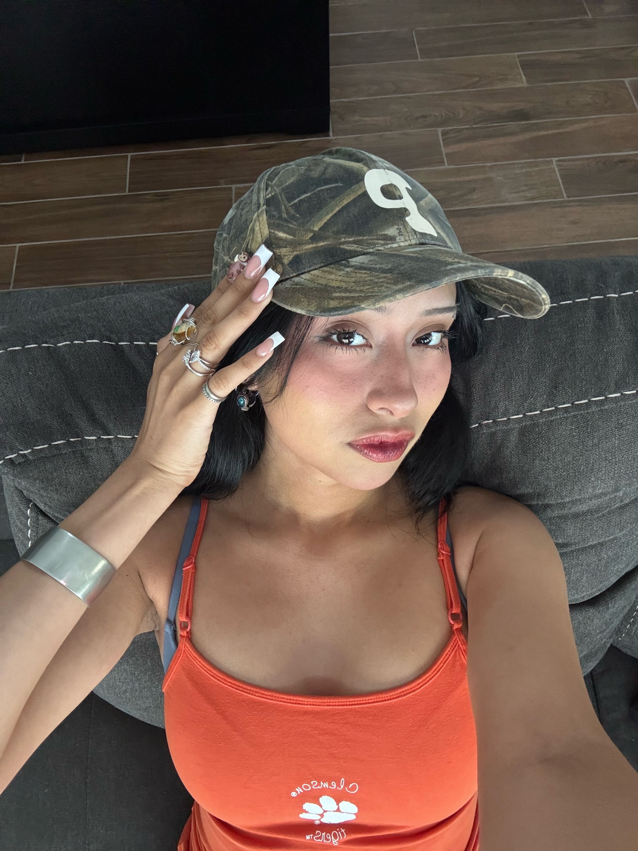 @ᵗʰⁱʳˢᵃ ˡᵉᵒⁿ 🤍