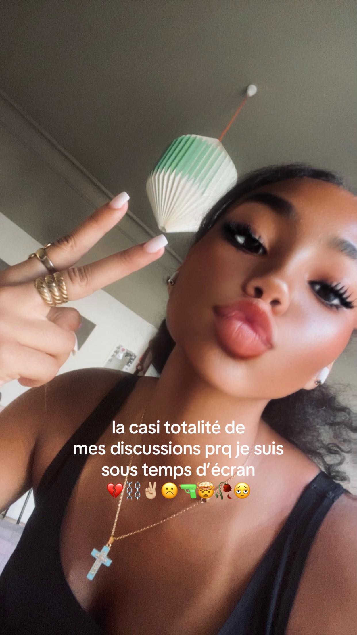 @lya💋