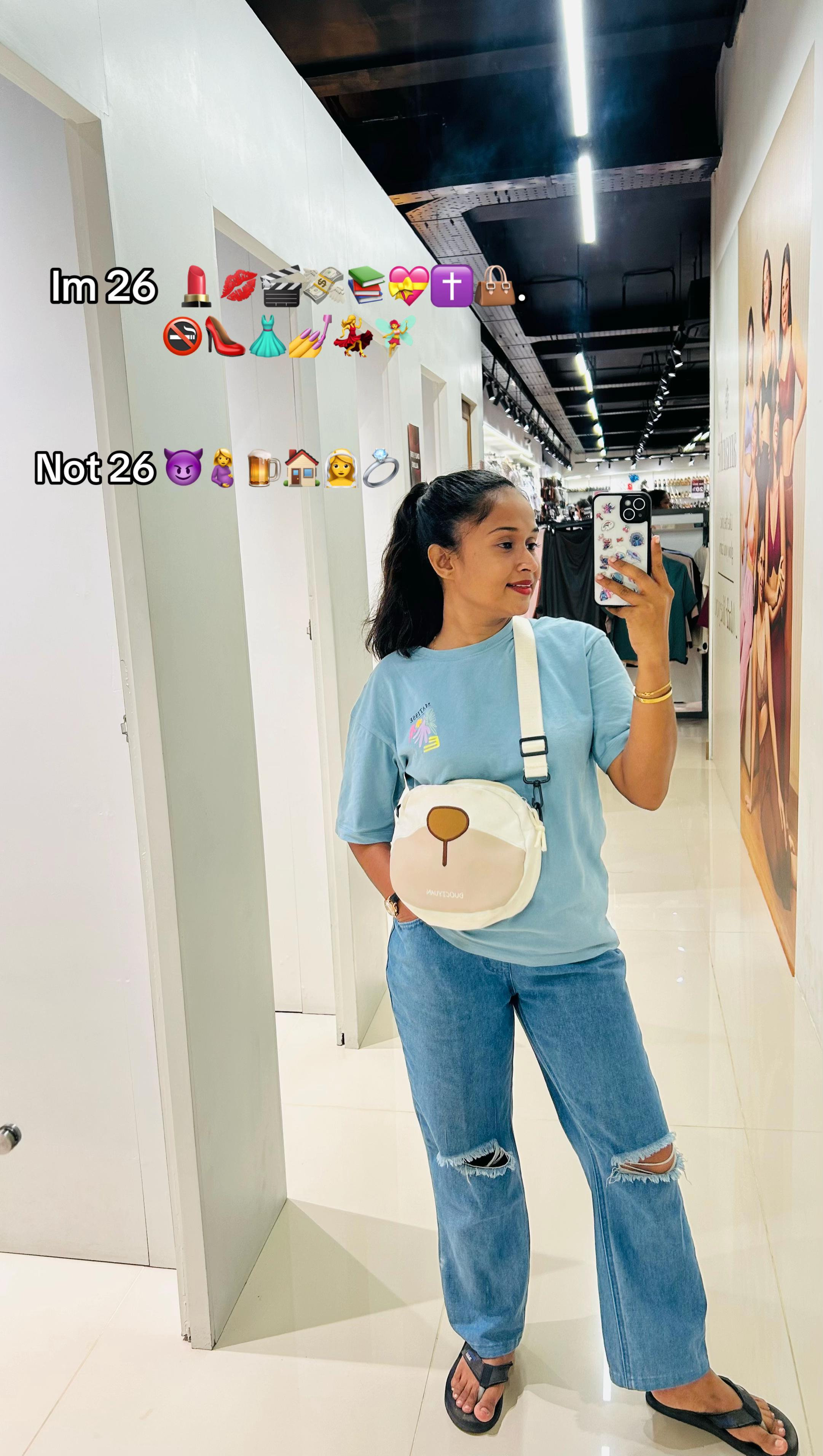 @Kaviii 🇱🇰