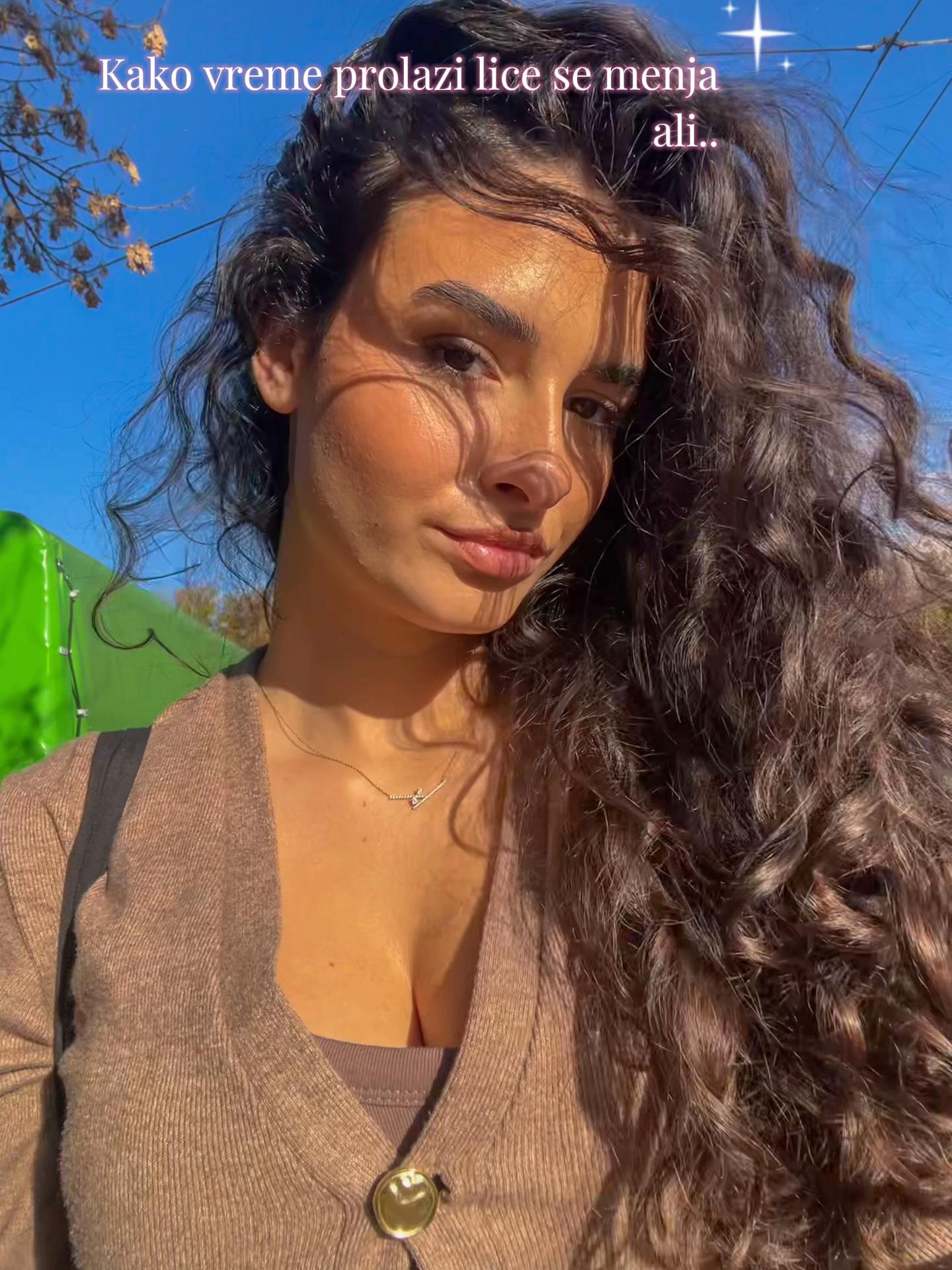 @andriverzum🪐👩🏻&zwj;🦱