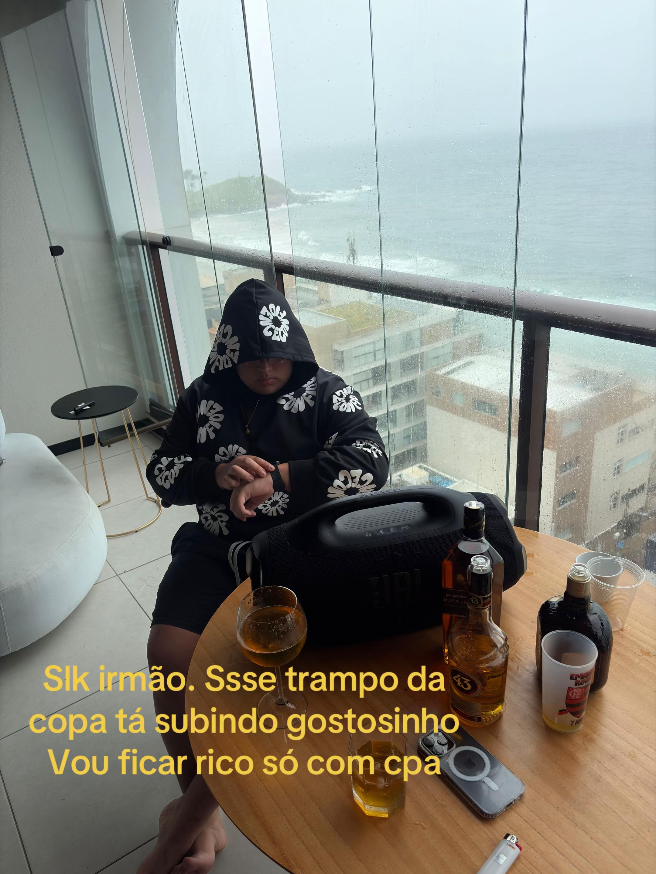 @LACOSTA É 🔝 O RESTO É 👙