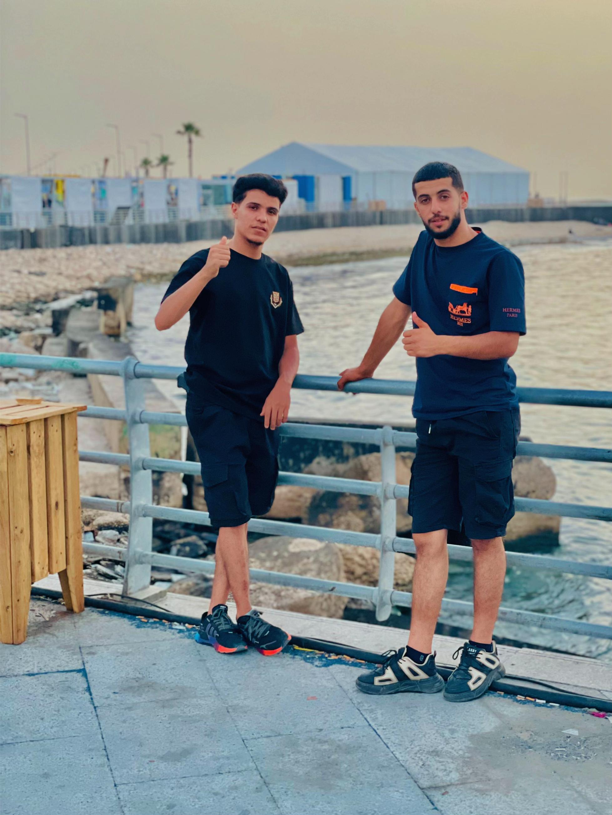 @عبدالله الأبيض ✌️