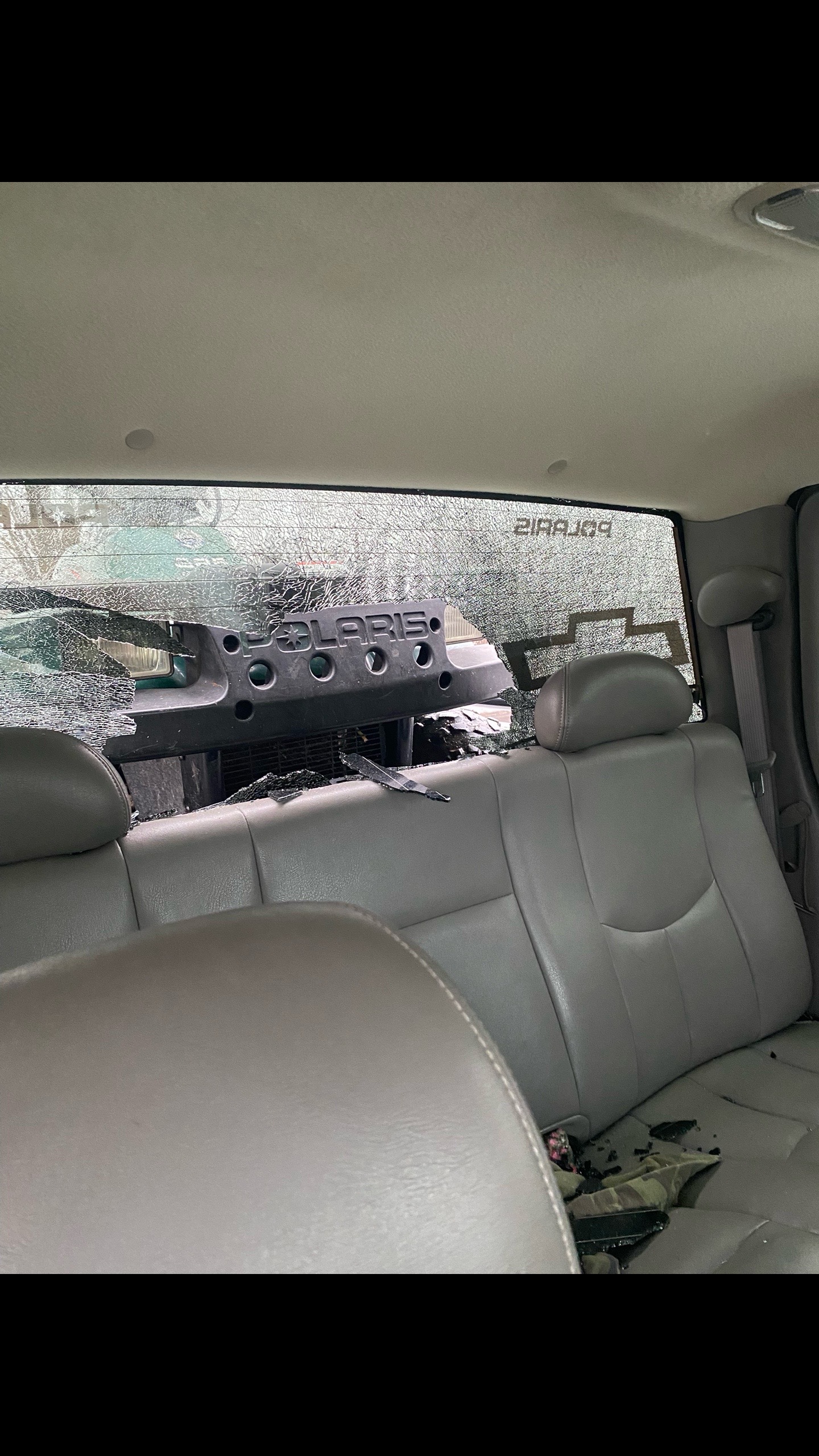 @05chevysilveradotailgatehandle