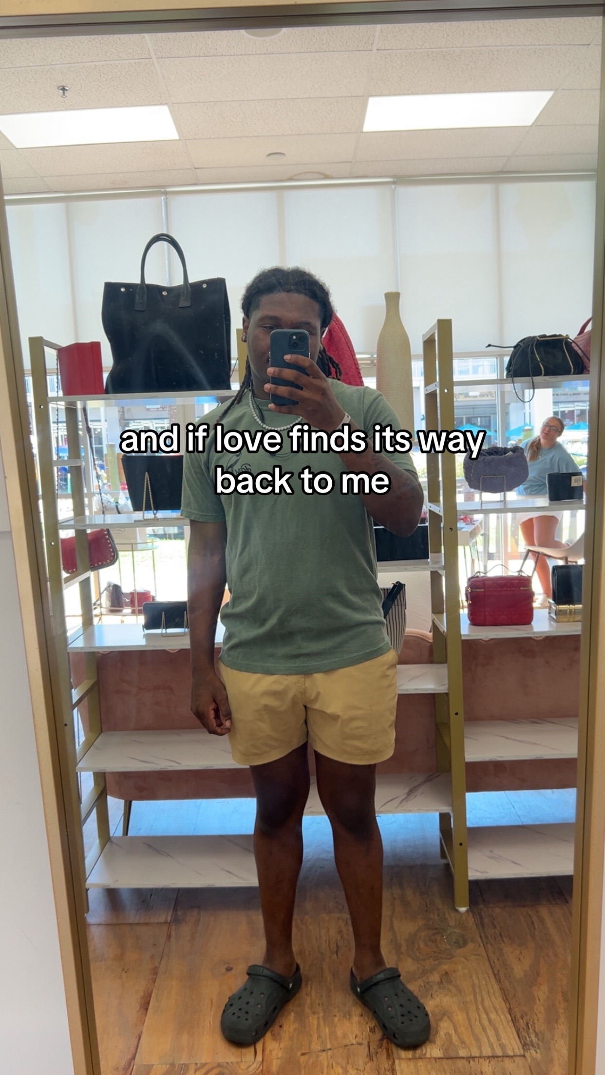 @𝙠𝙚𝙫𝙤𝙣𝙩𝙚