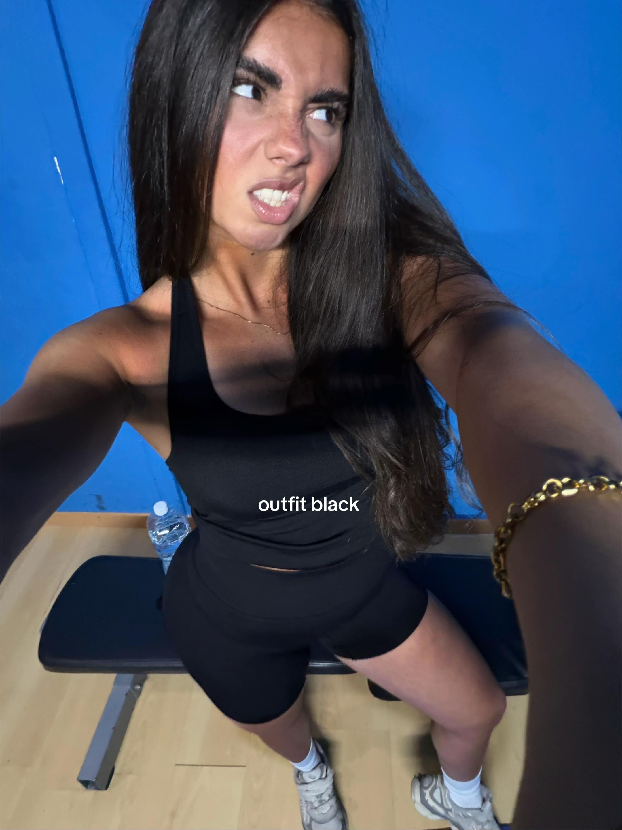 @tamararaia_