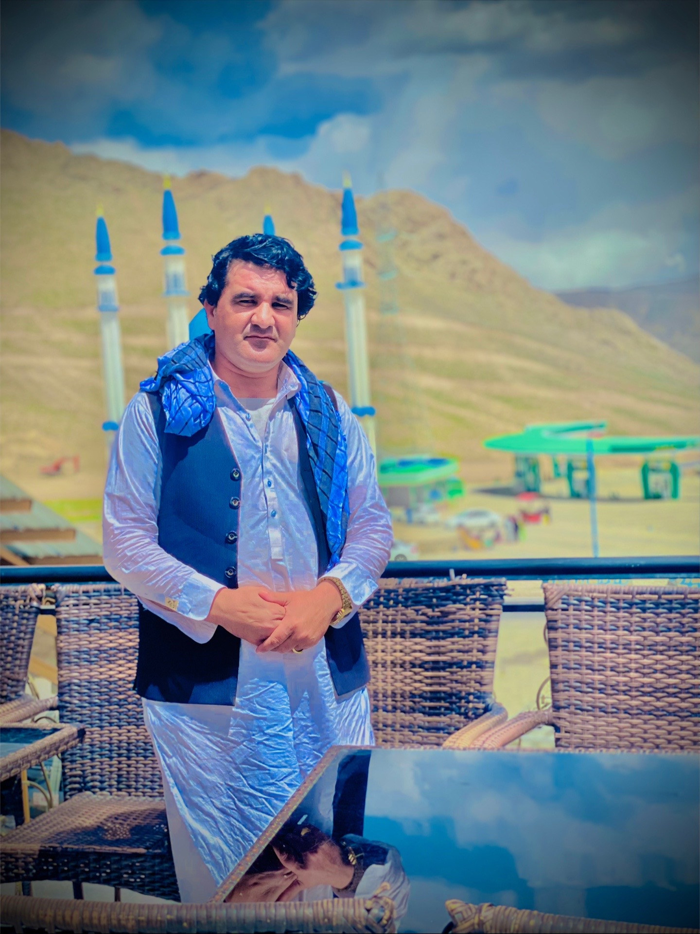 @Almar Khan