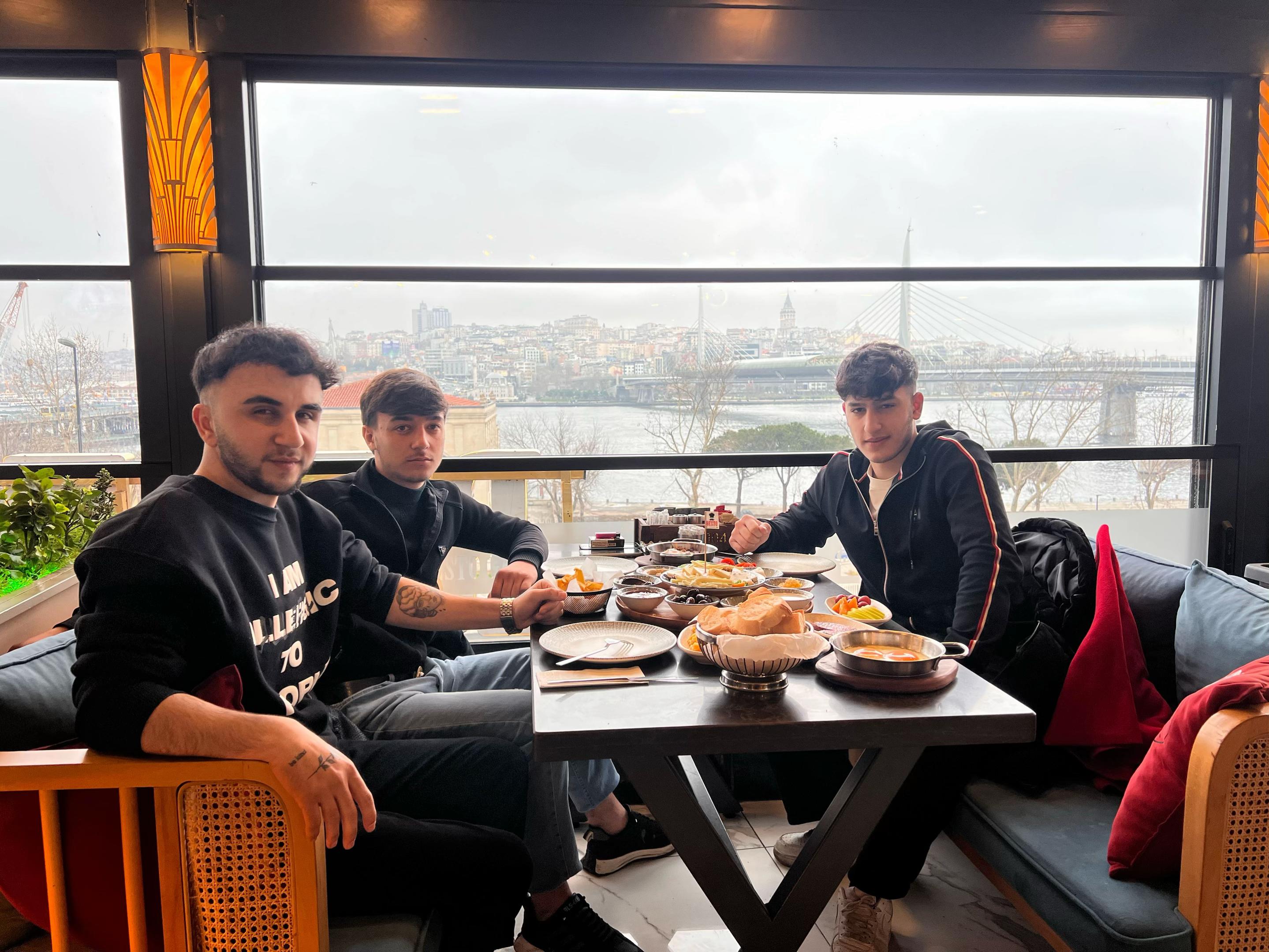 @KÜRD🇦🇿