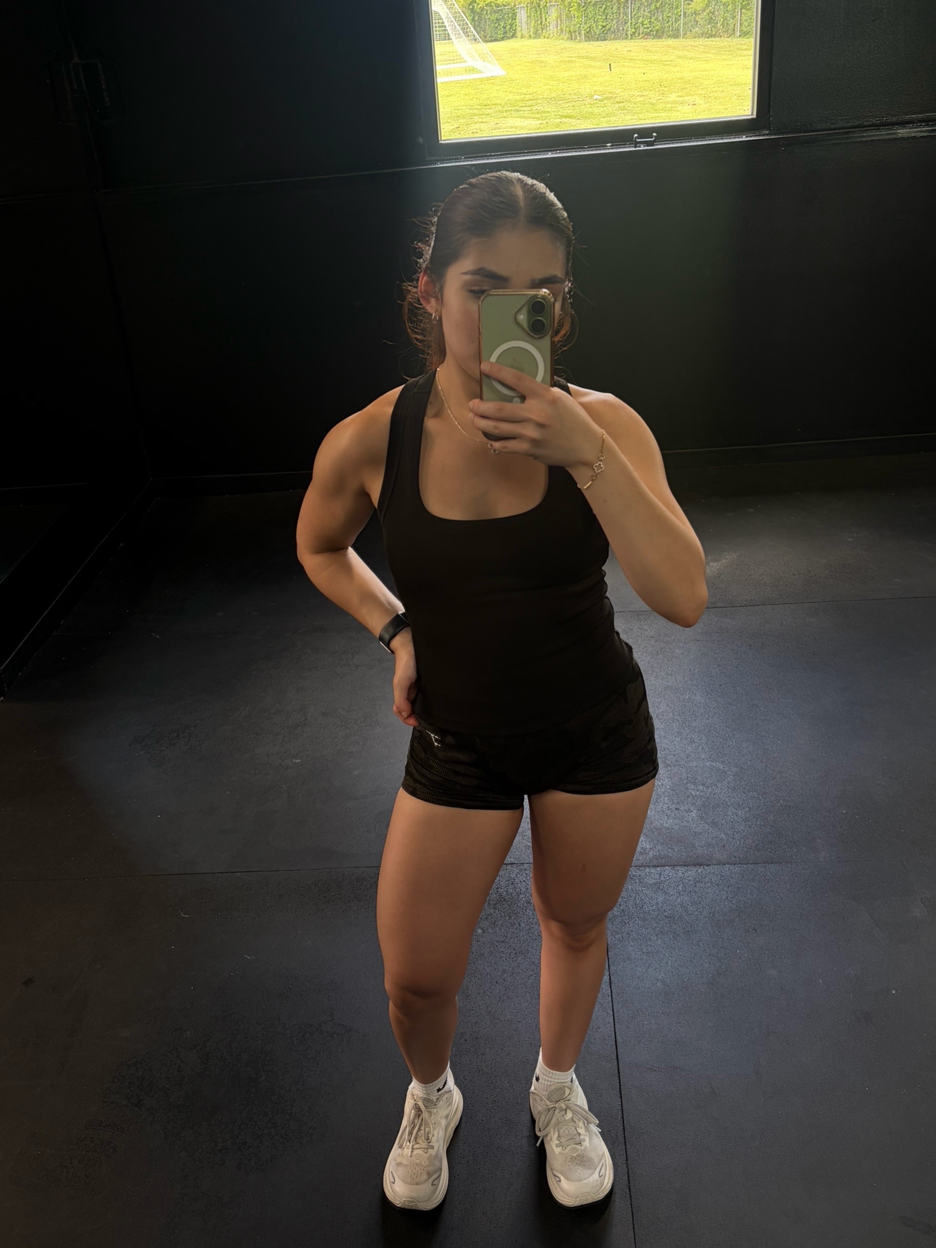 @Nikki