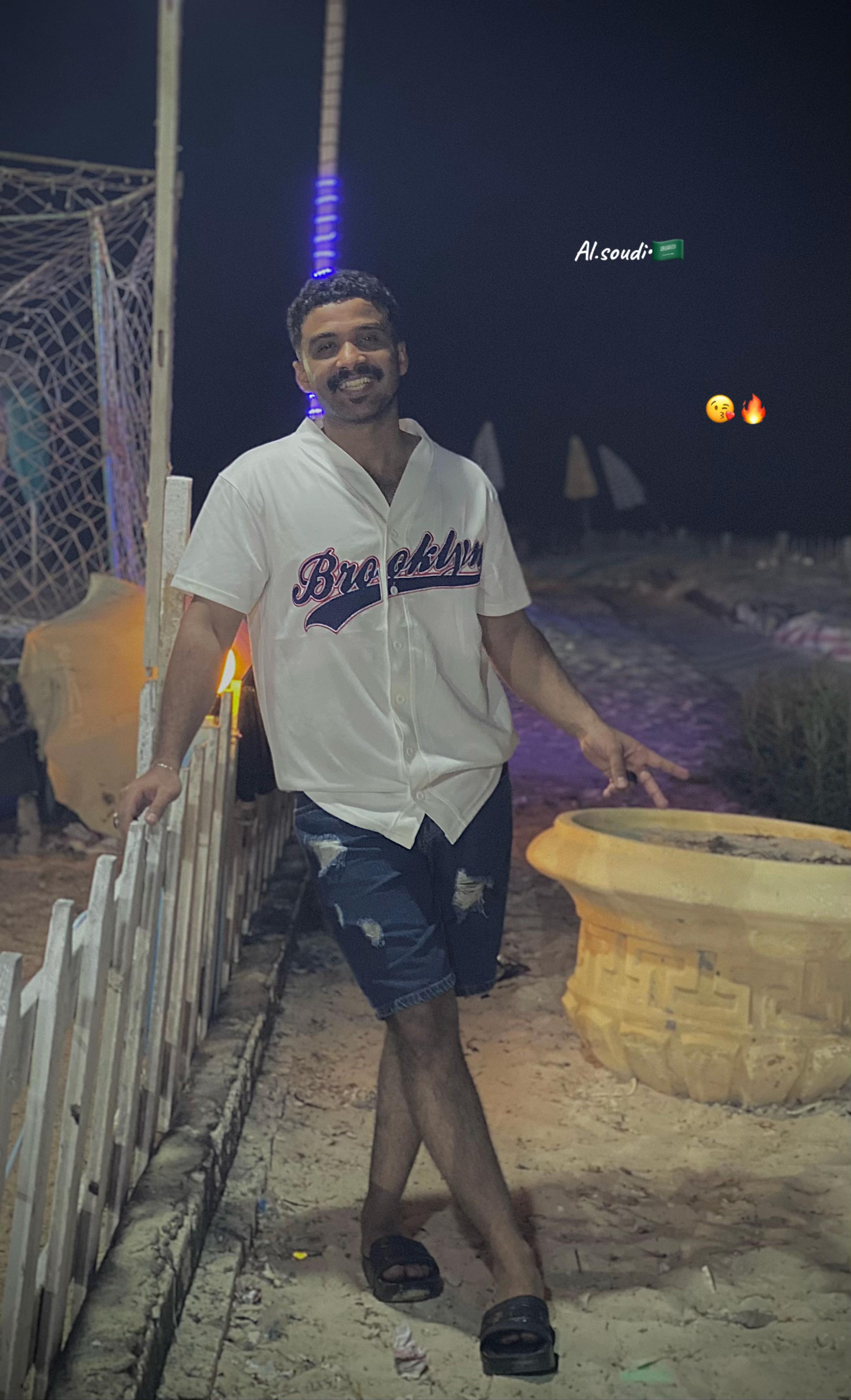 @حَـفِـْـيــدْ الأَكَابِْر🇸🇦