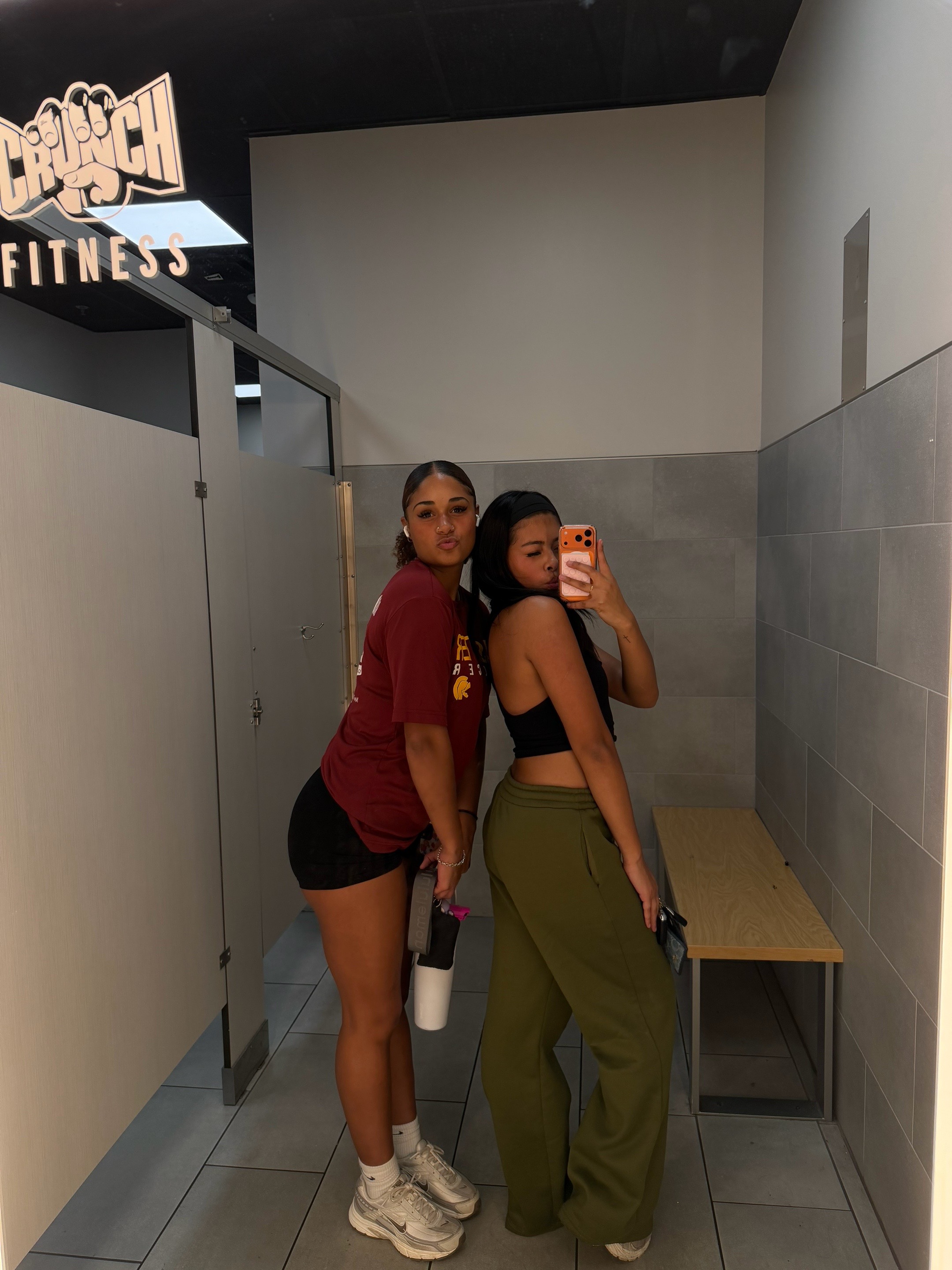 @kaylann