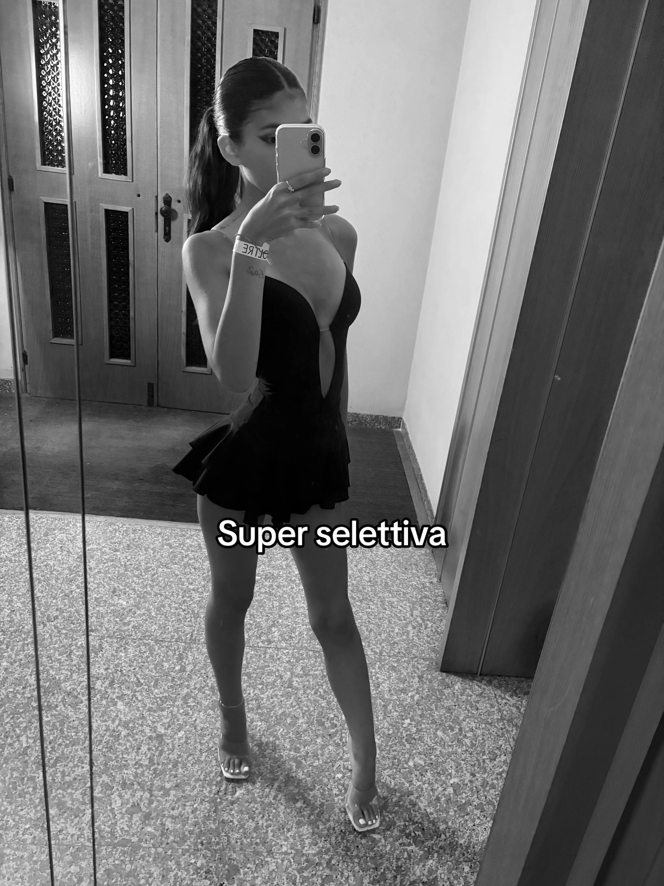 @💋🇵🇪