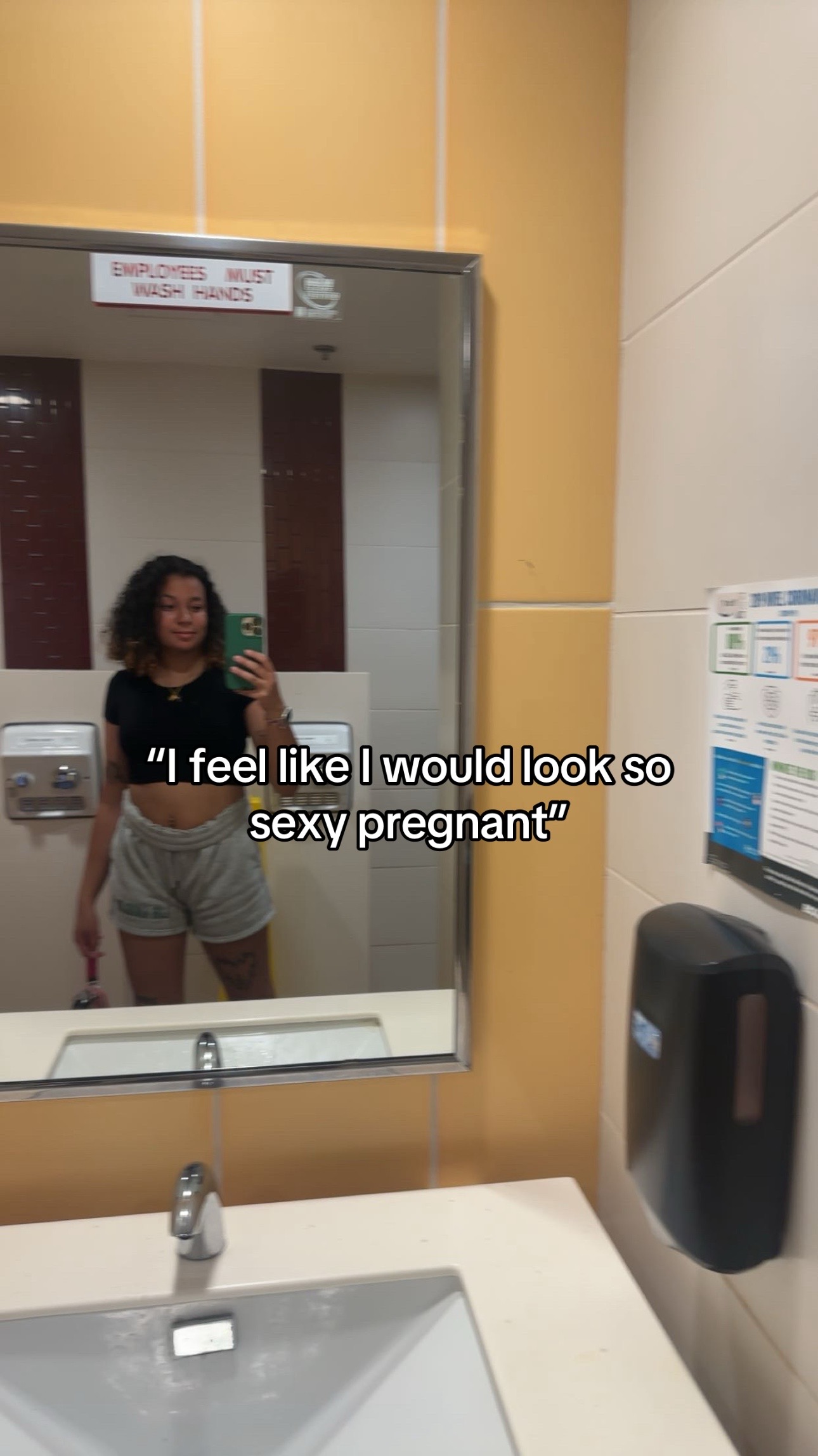 @tessa | first time mom