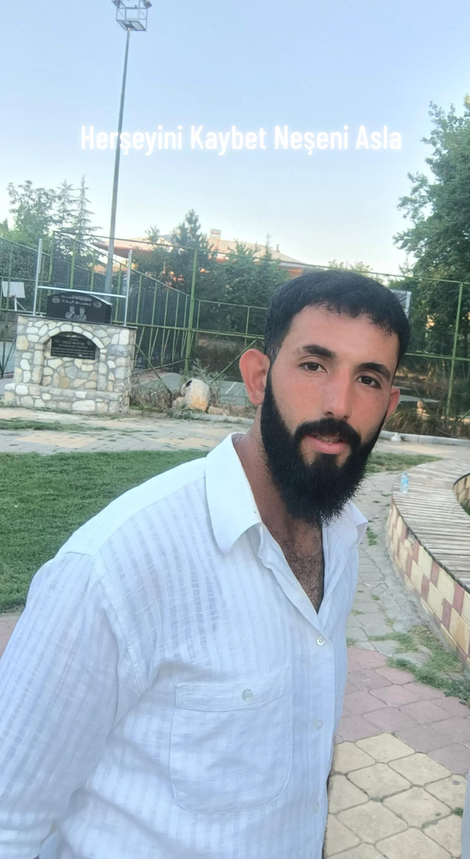 @İ&Ccedil;İ AŞK DOLU