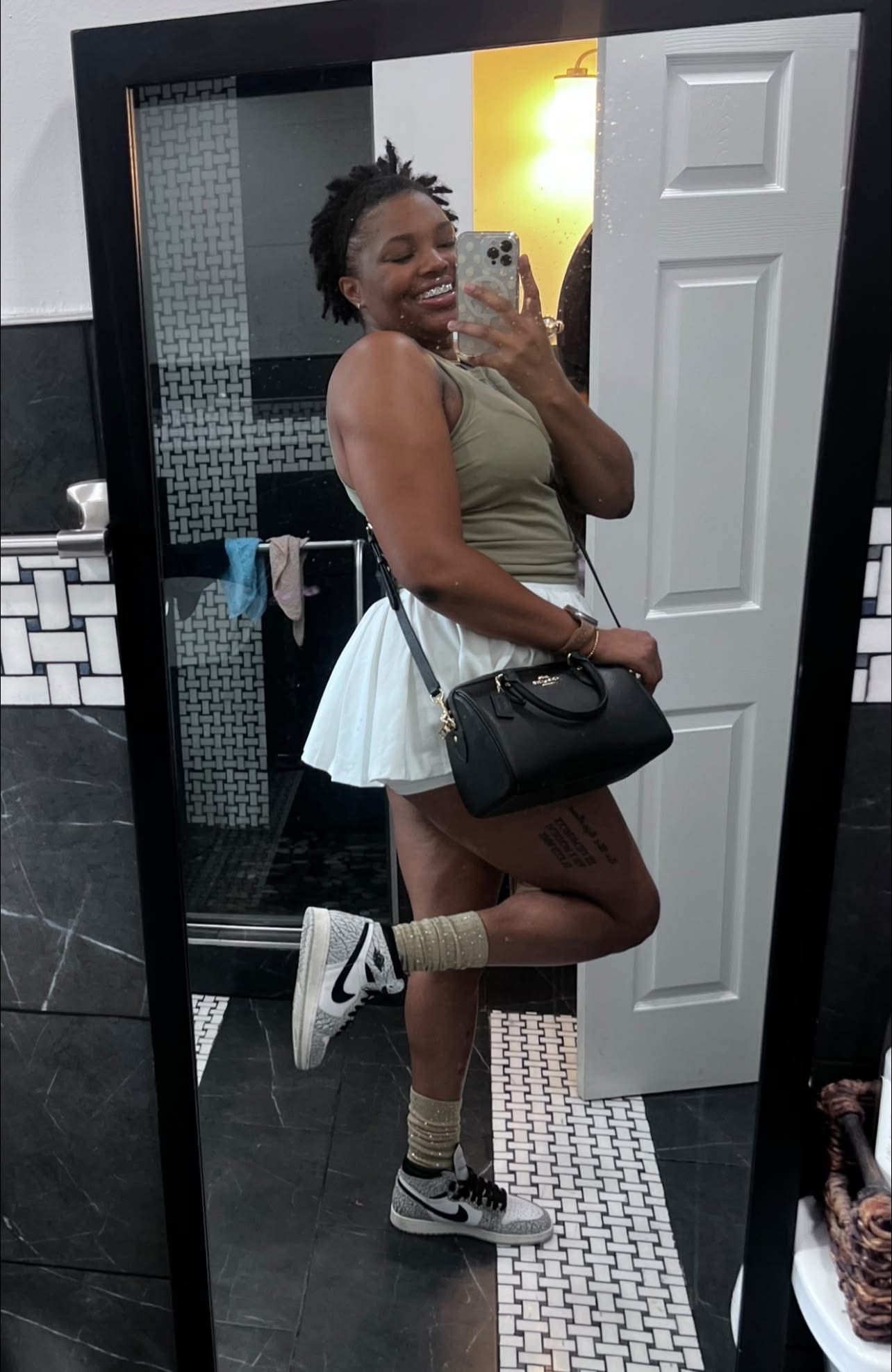 @SenaSynClair