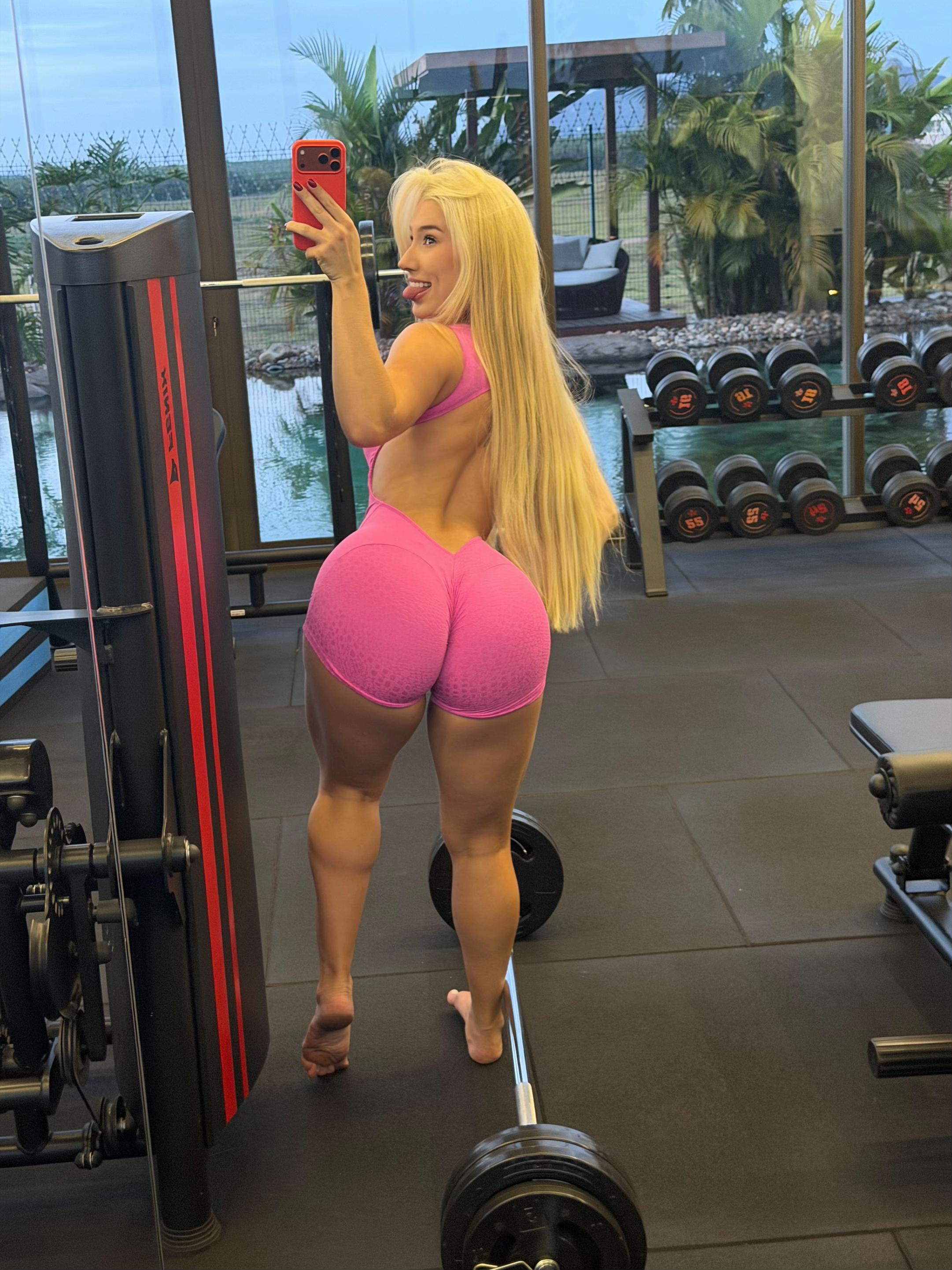 @isadoravale25