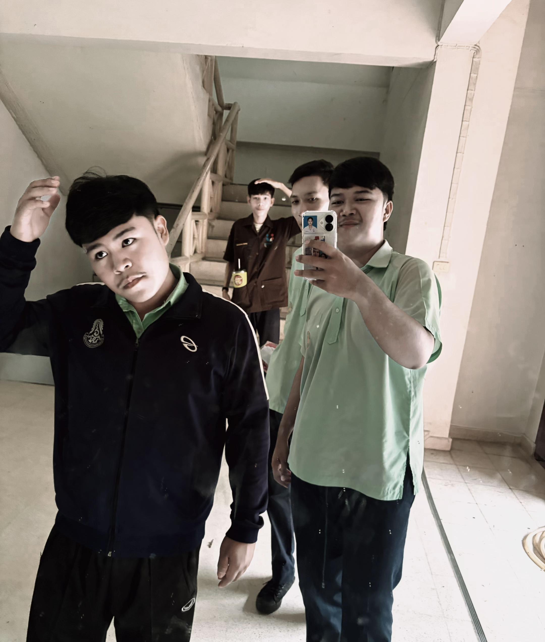 @ต๊ะ ศรัณย์
