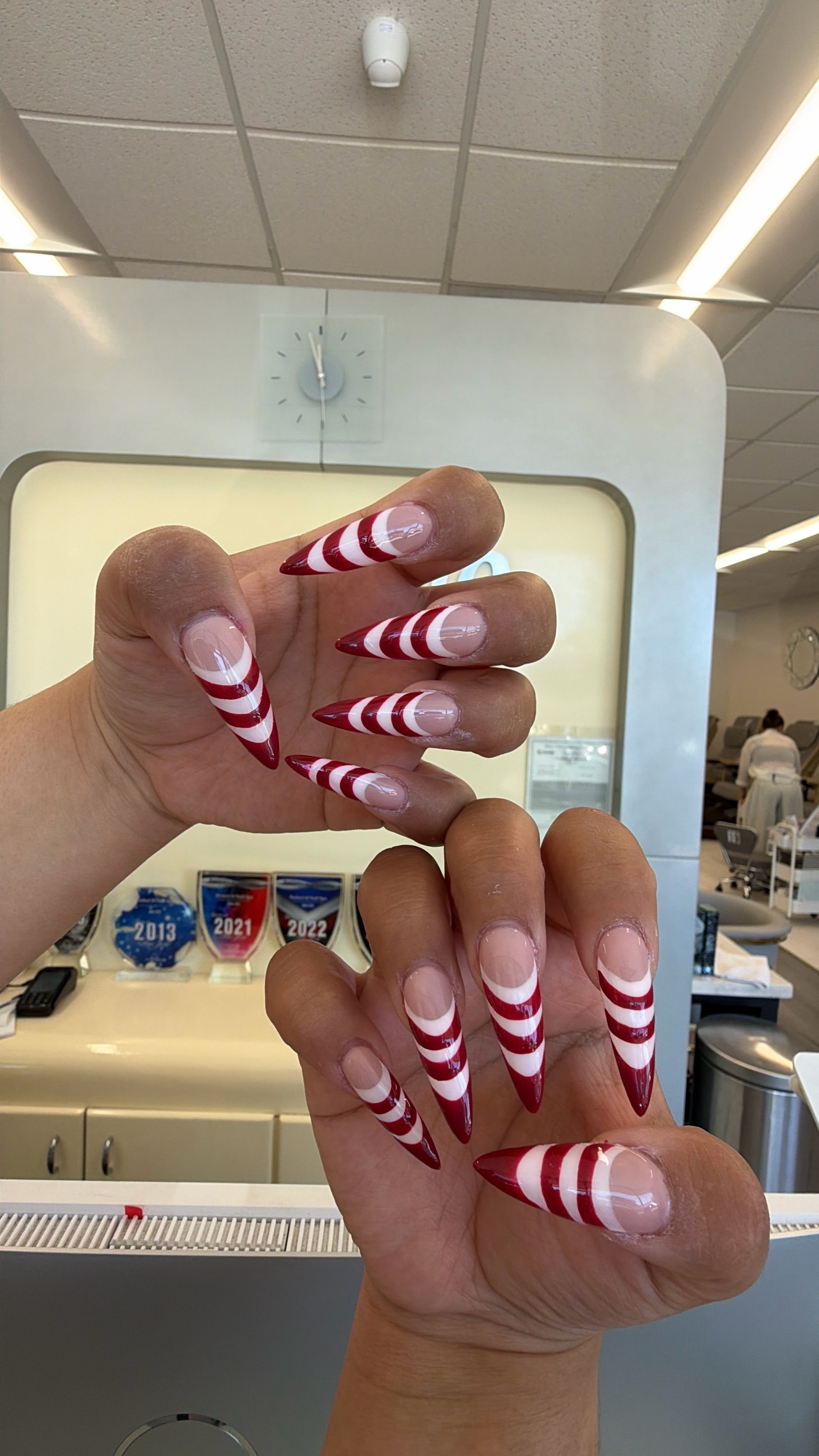 @Perfect10Nailspa