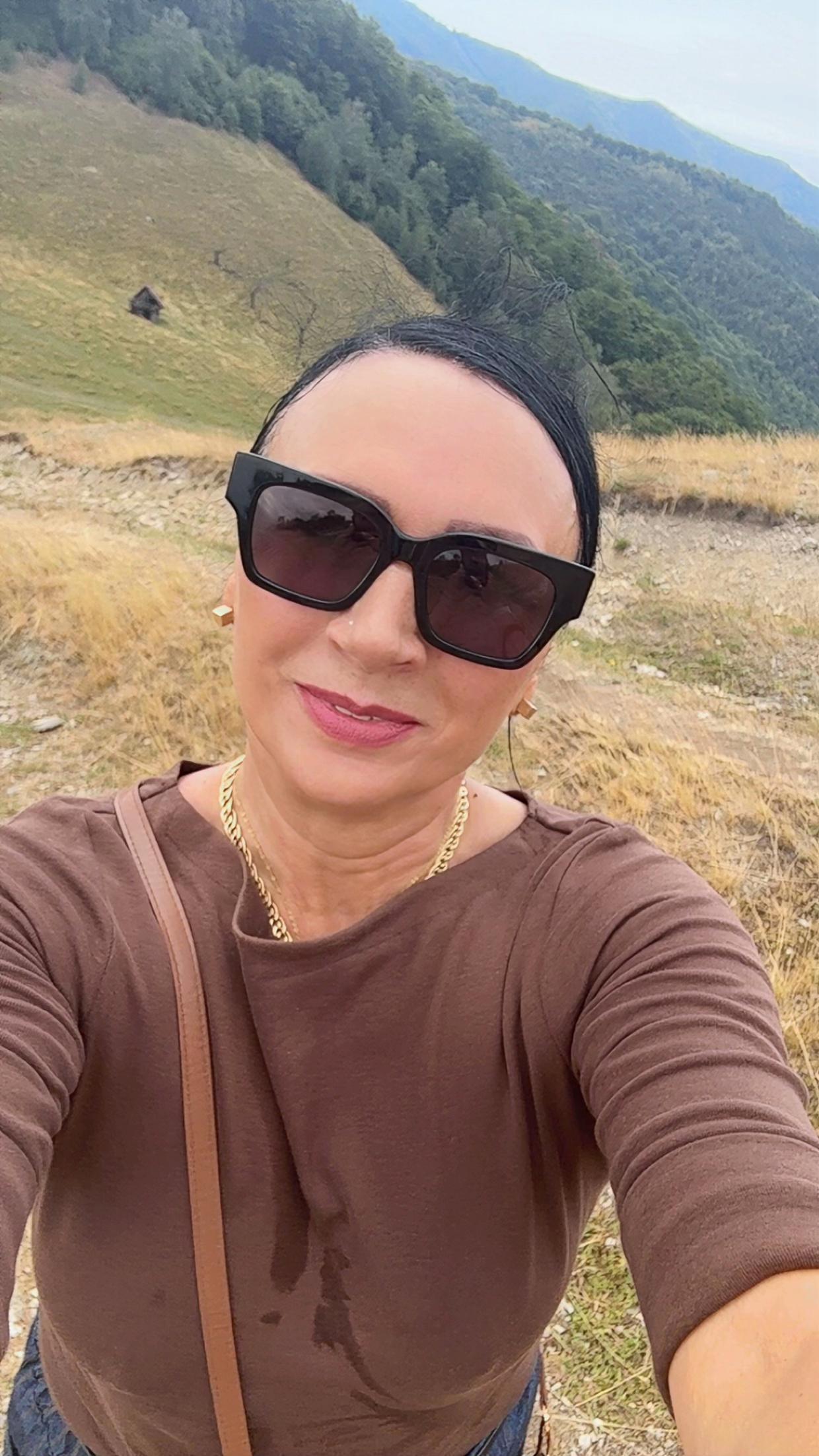 @Mihaela Radulescu