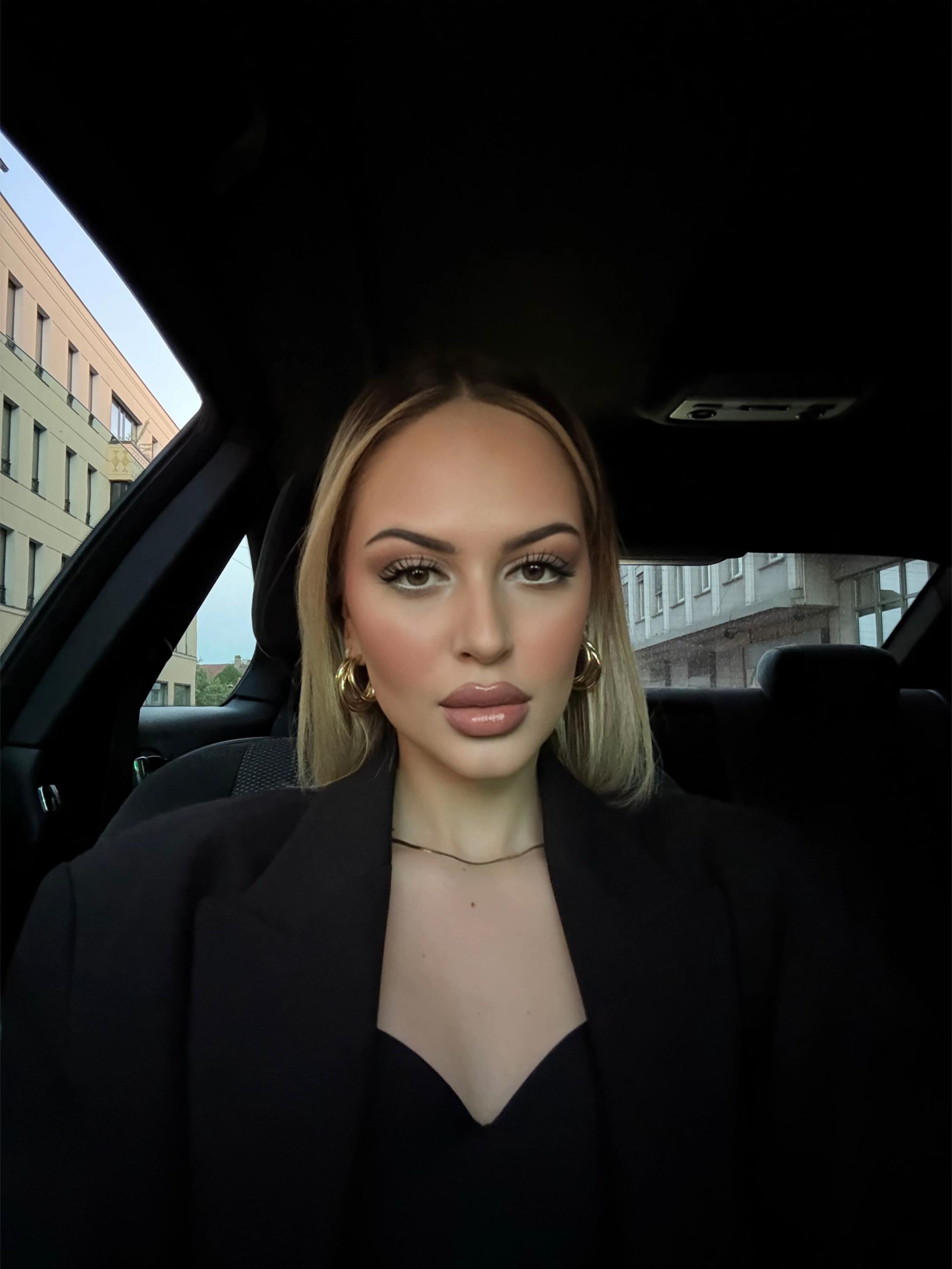 @niki