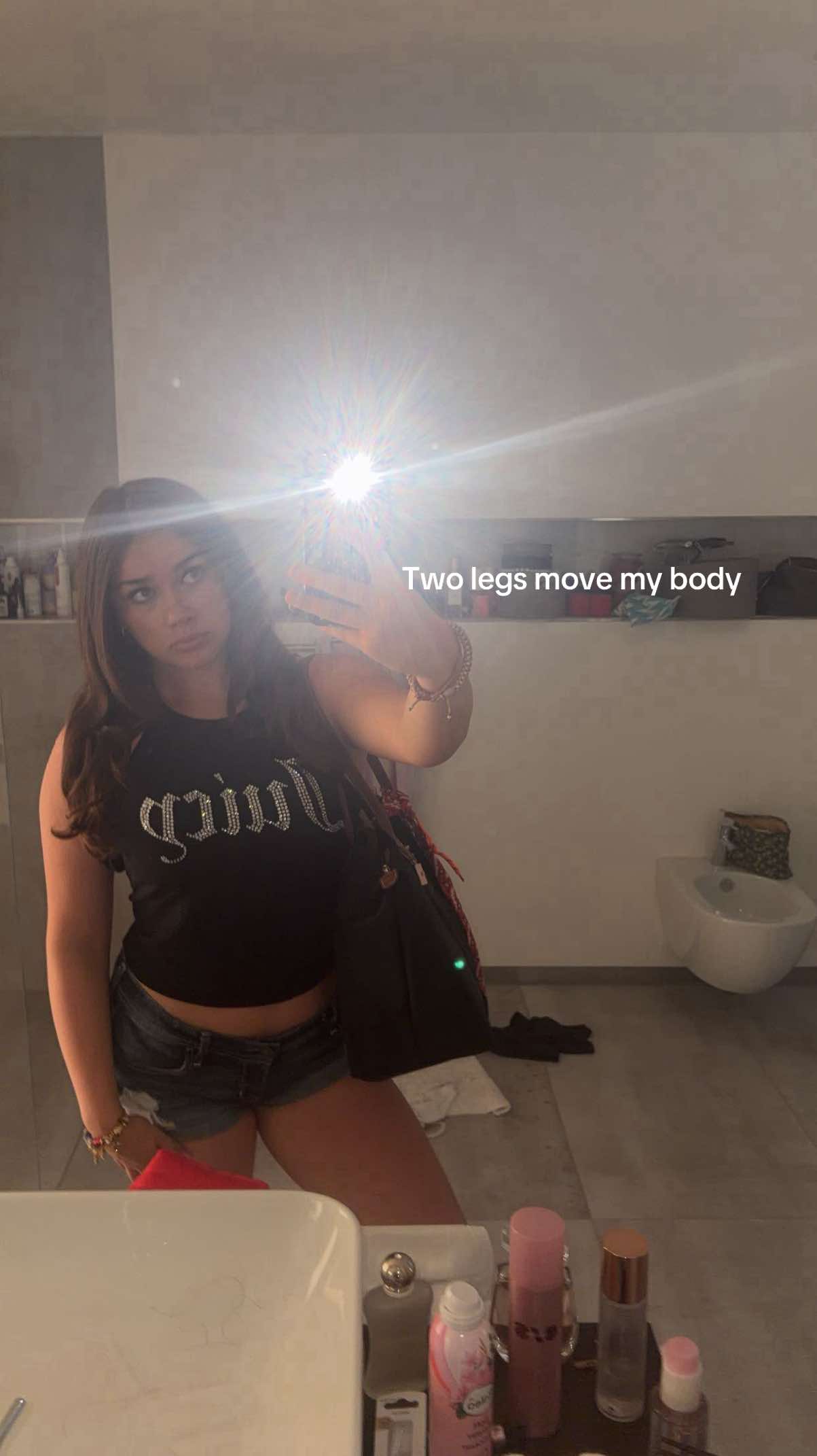 @skdkdjq