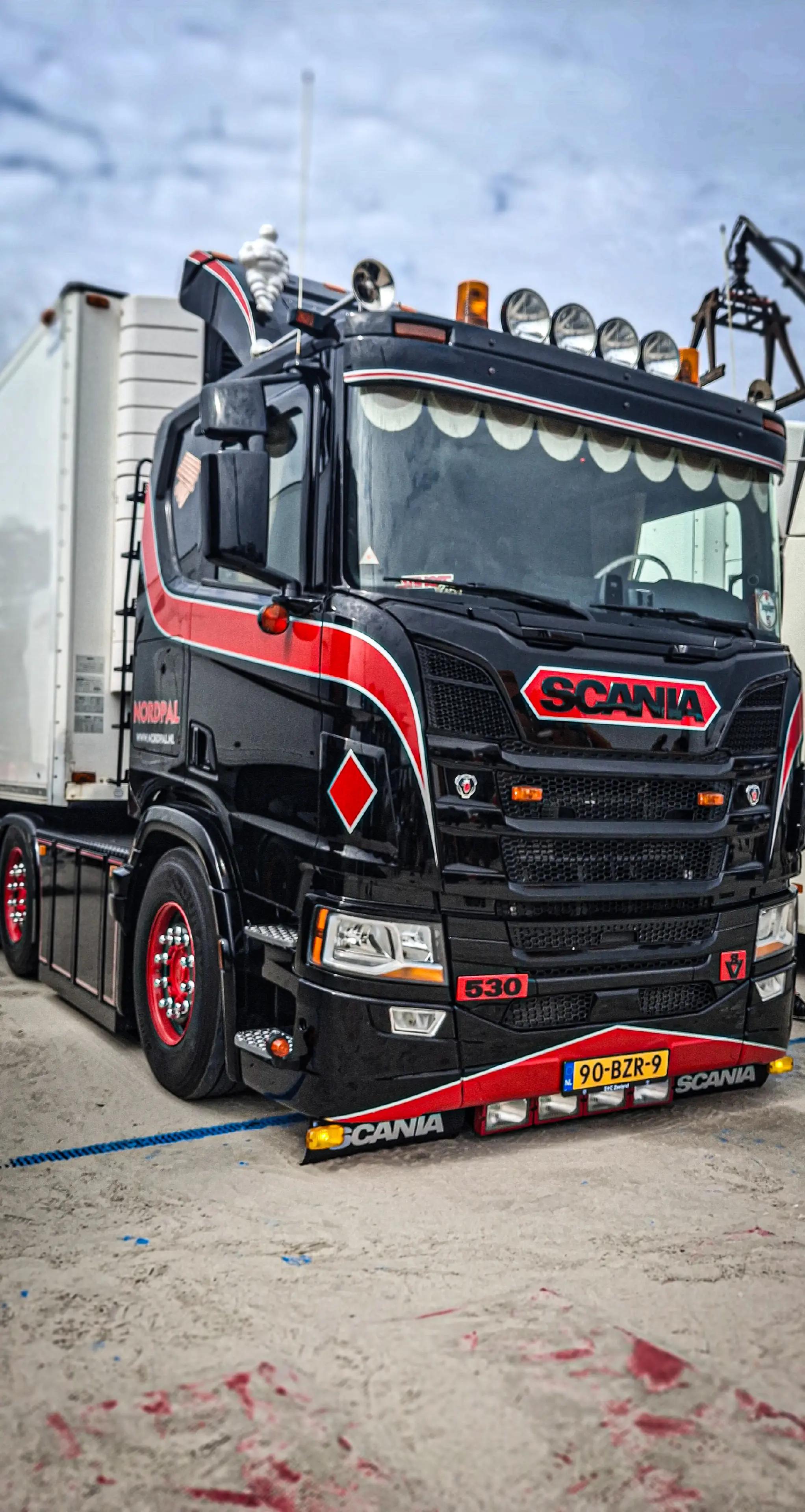 @Truckspotter_elias🇳🇱🇩🇪🚨