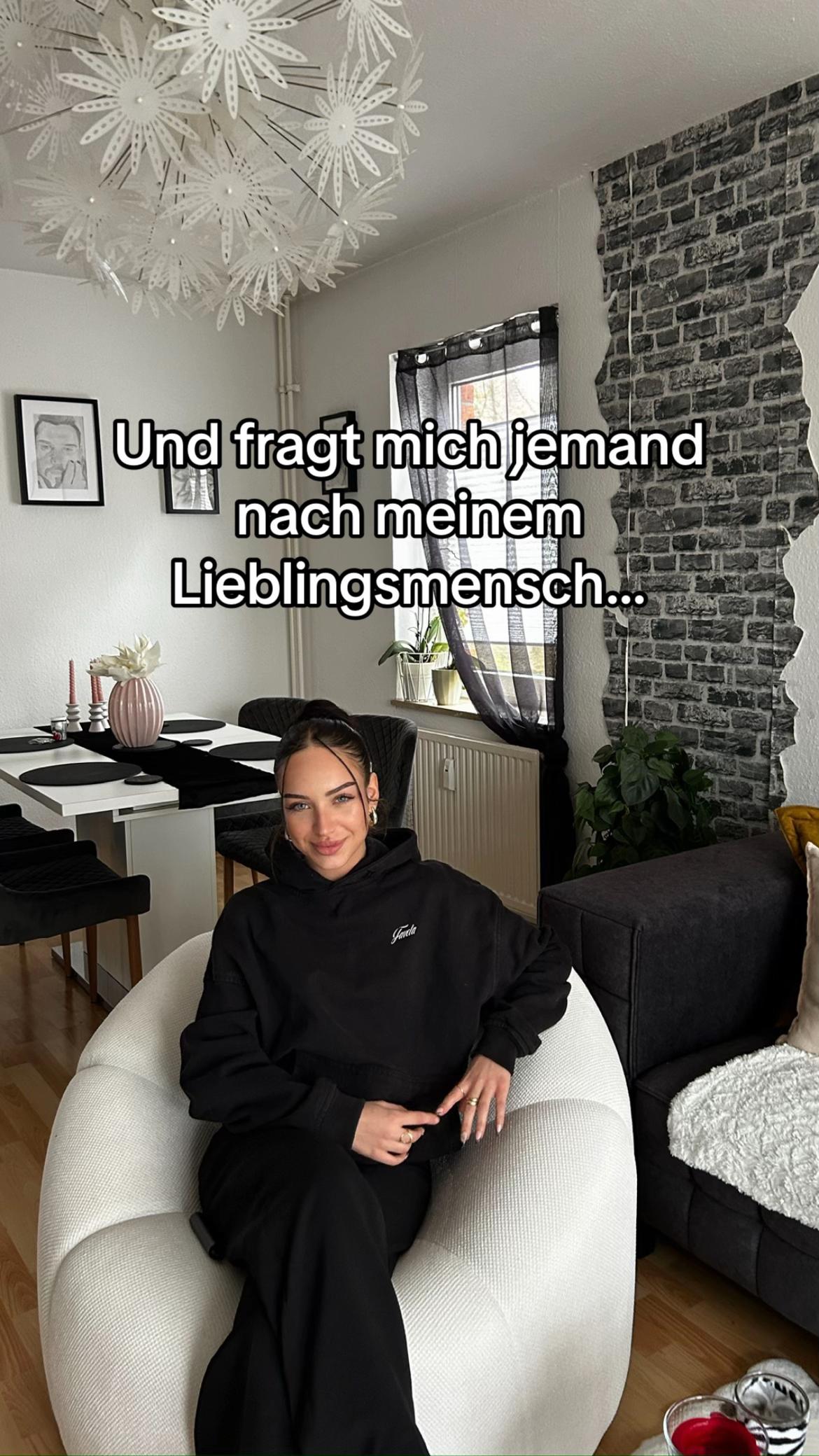 @𝐋𝐢𝐬𝐢🤍🏹