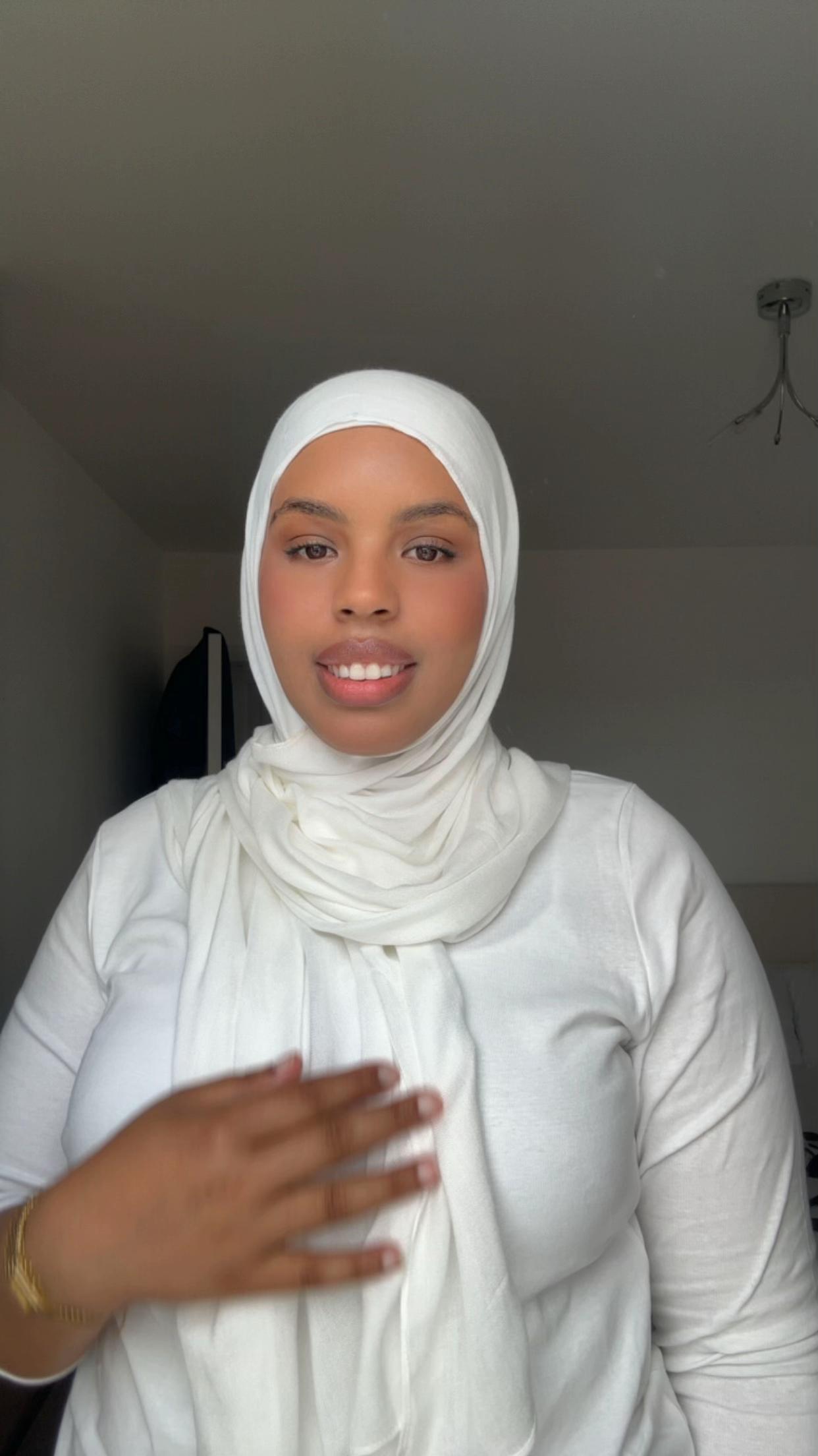@Aisha🧸