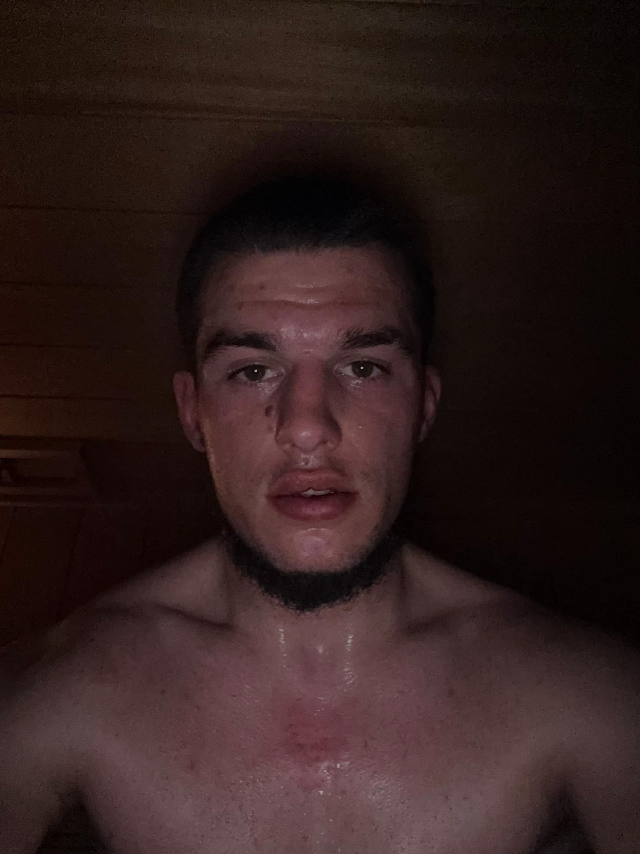 @_EL_12_PRO_BOXER🐺🦅