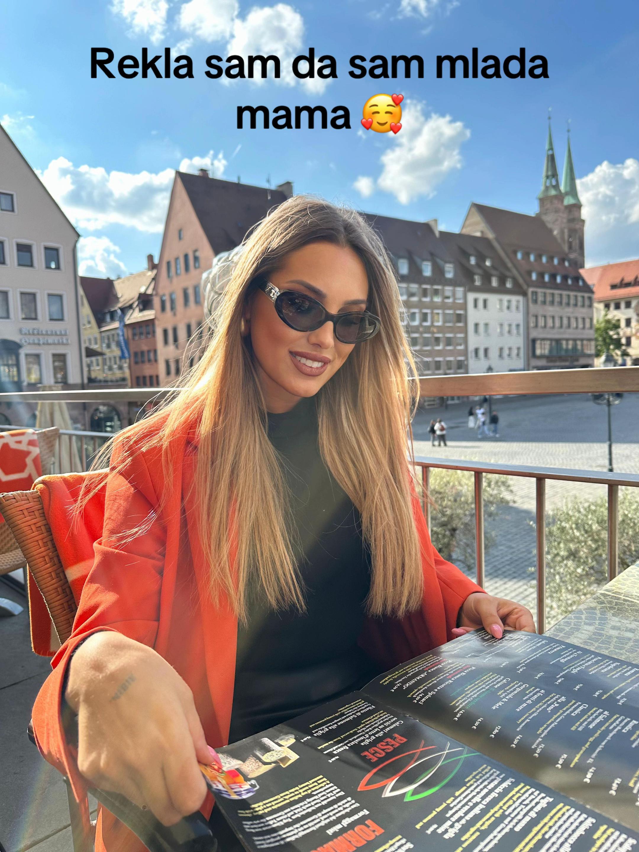 @Aaadiisaa