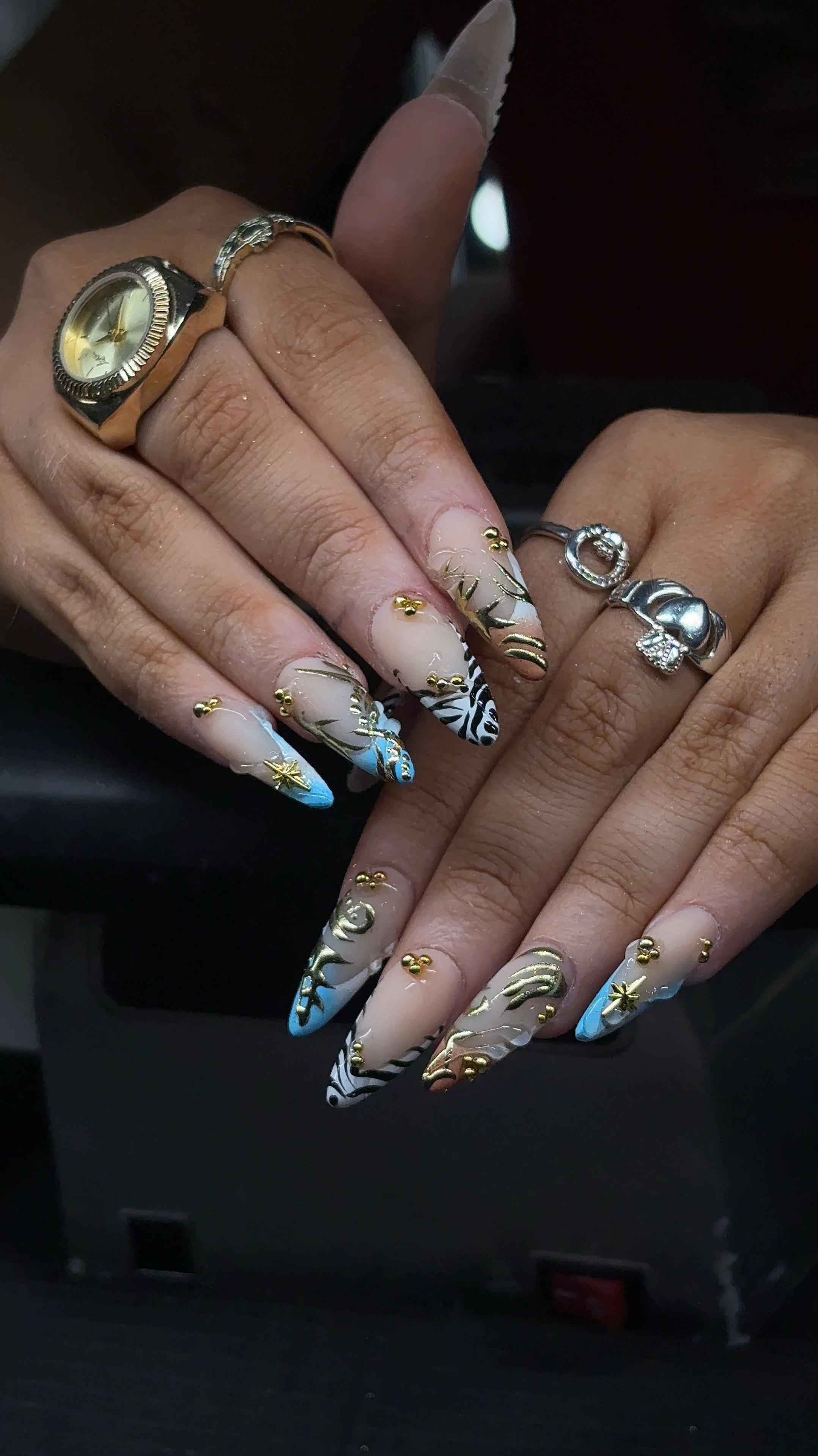 @Bowies Beauty