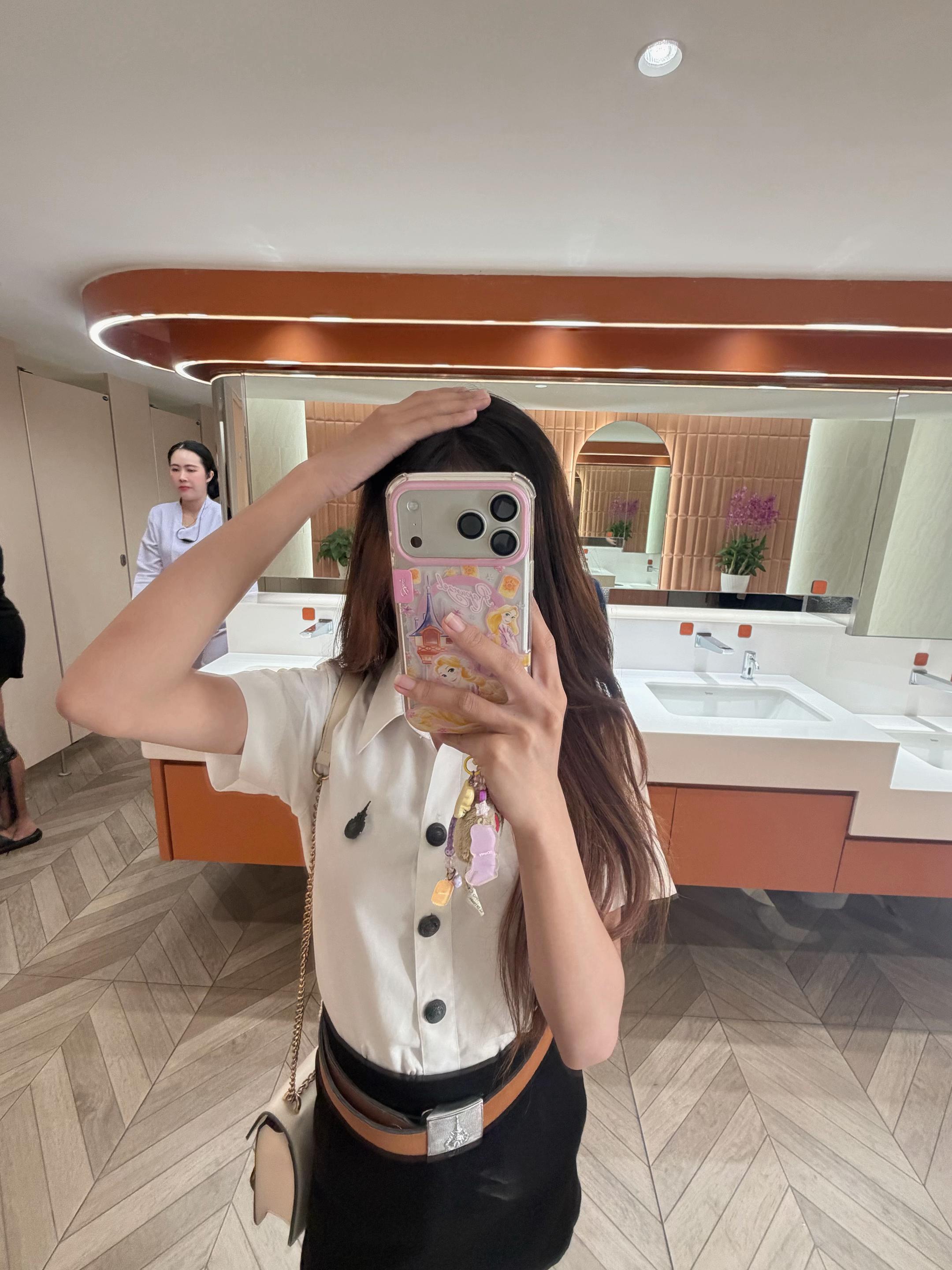 @Kanyaphak
