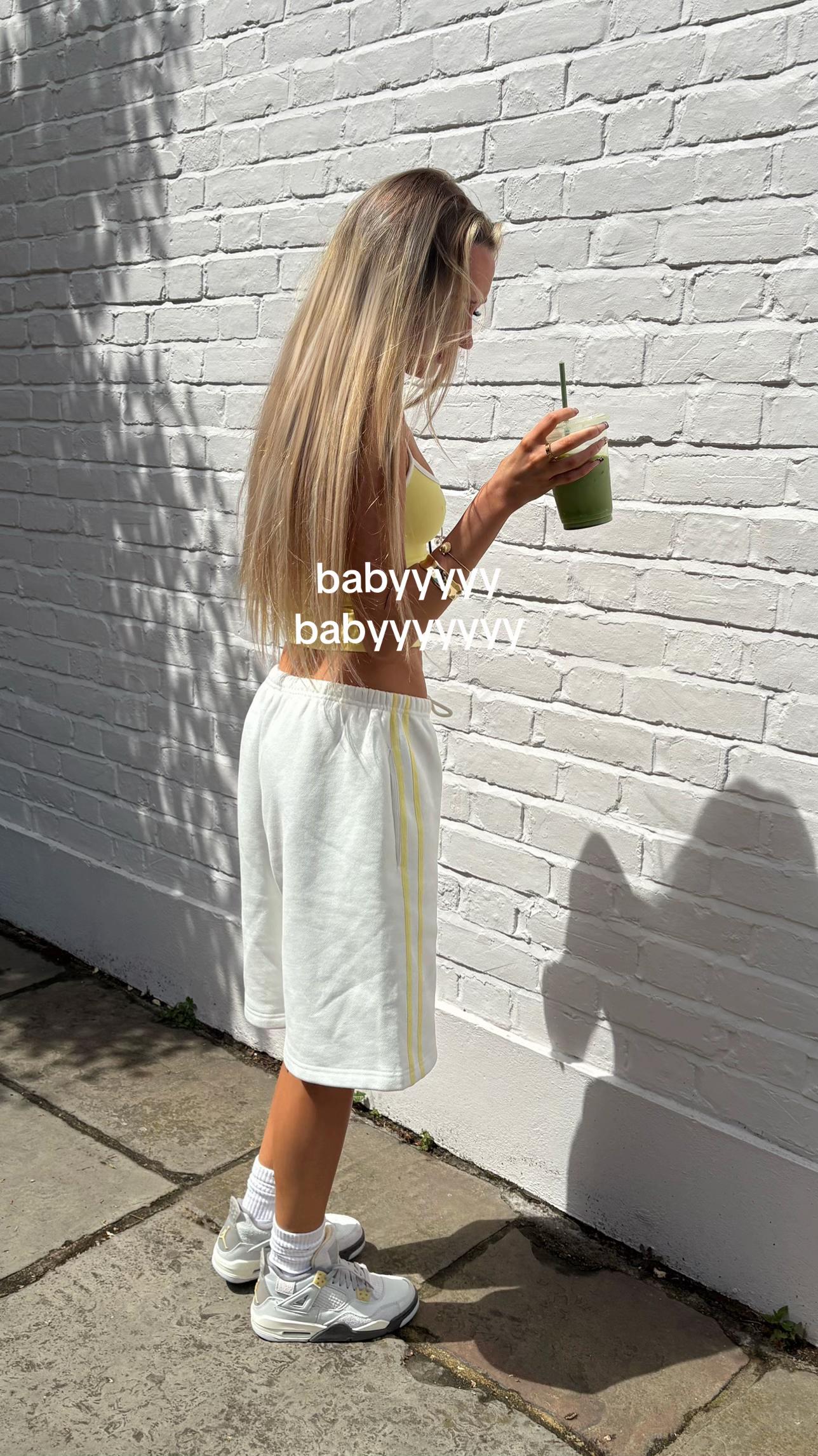 @livhowellll