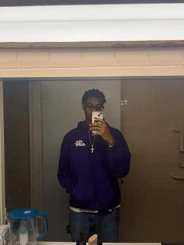 @⃟