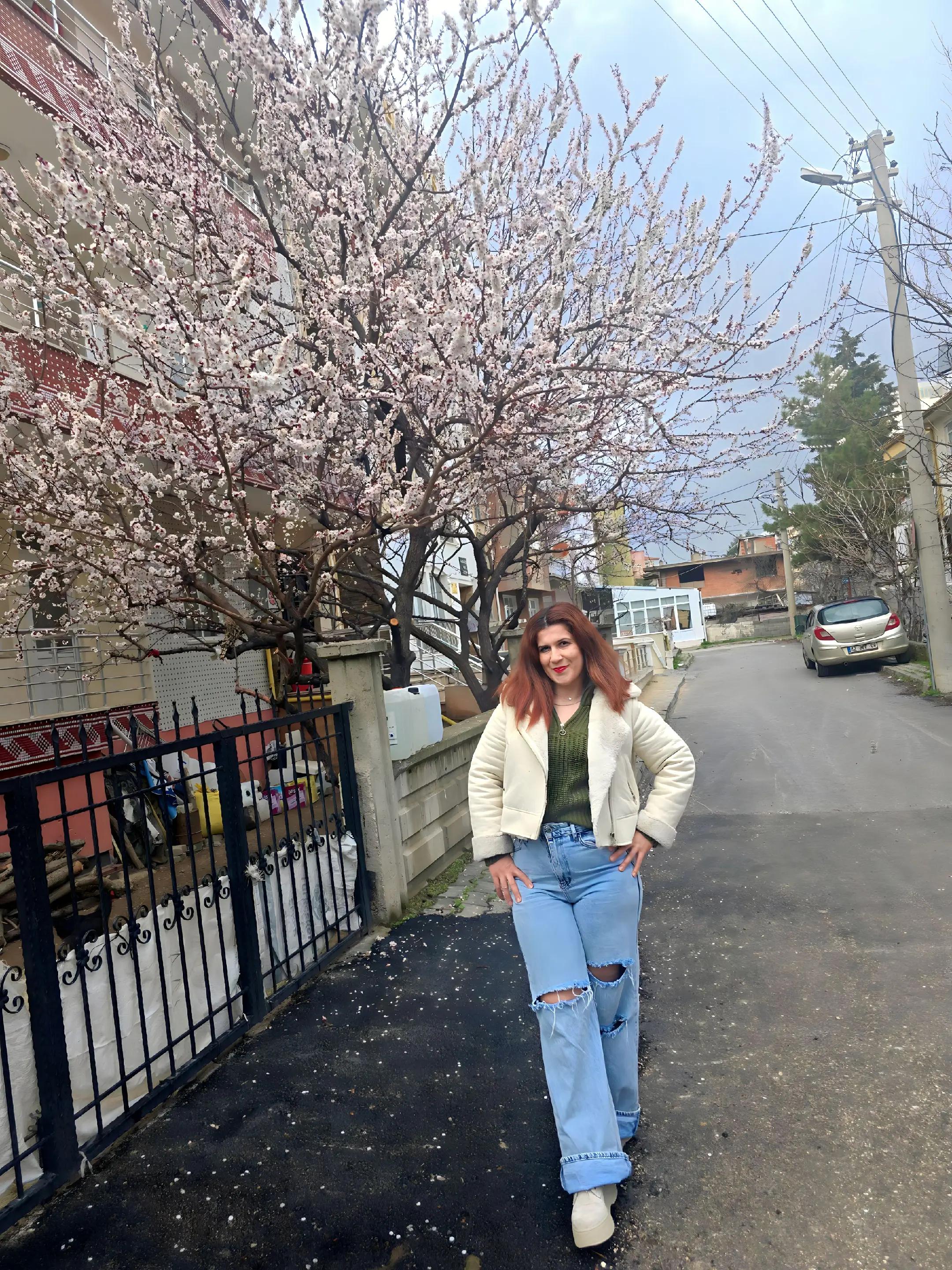 @Münevver AKKURT