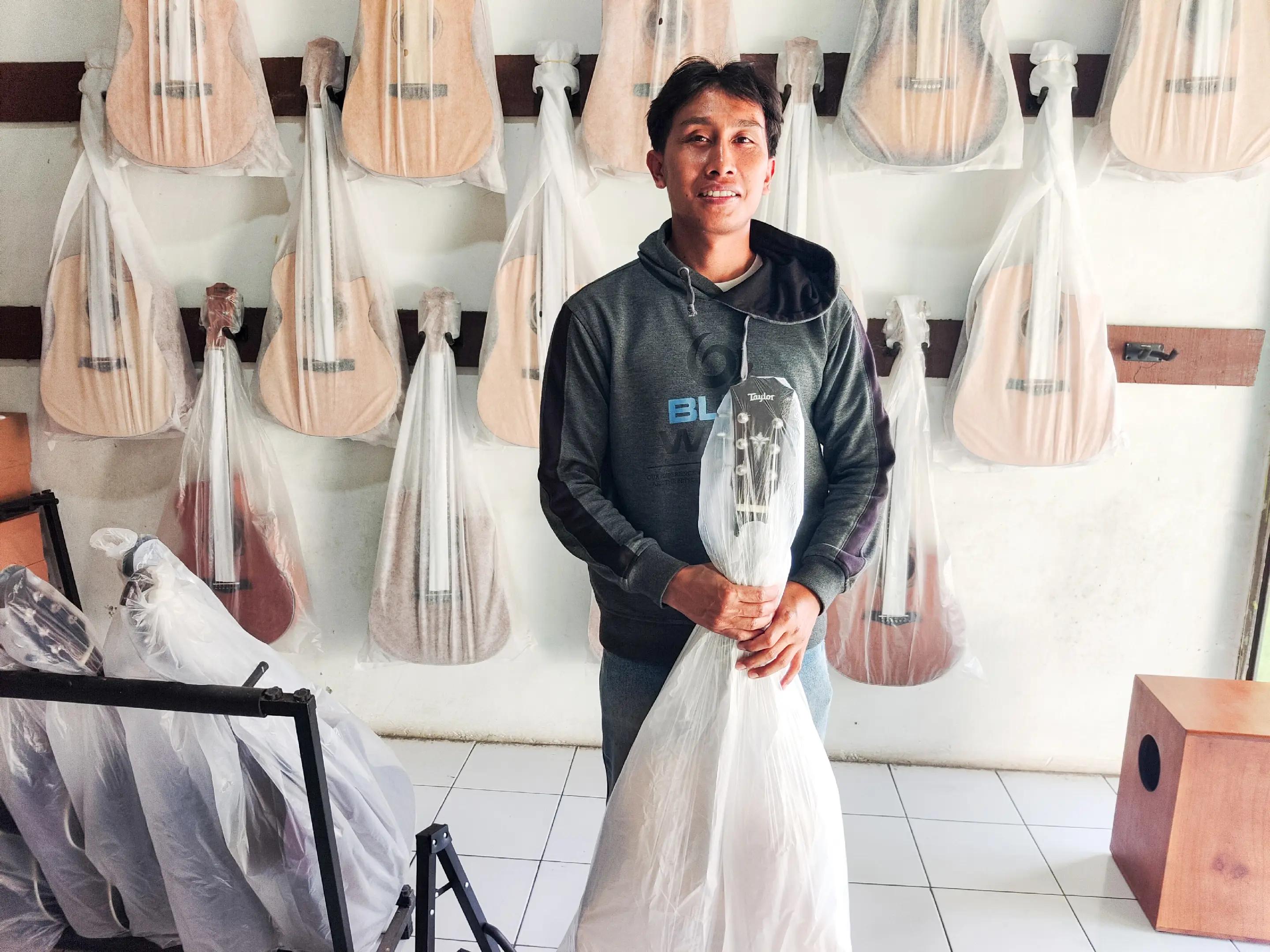 @Hanung Gitar Purwakarta