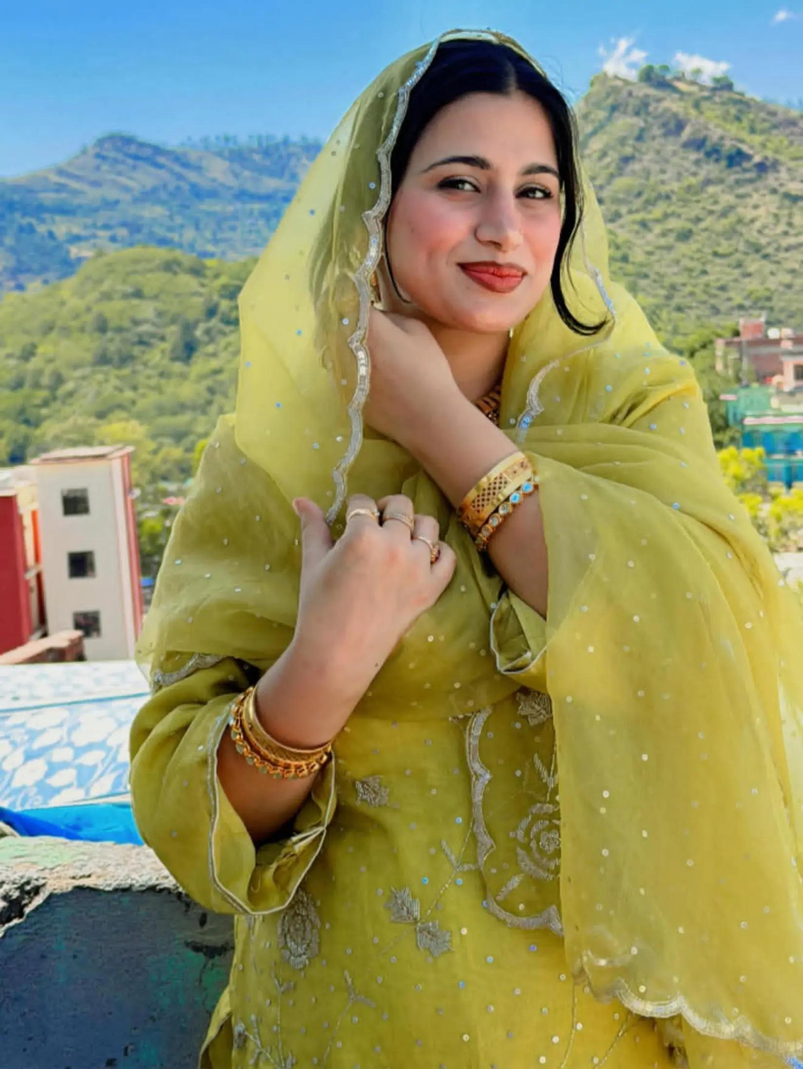 @pahari log