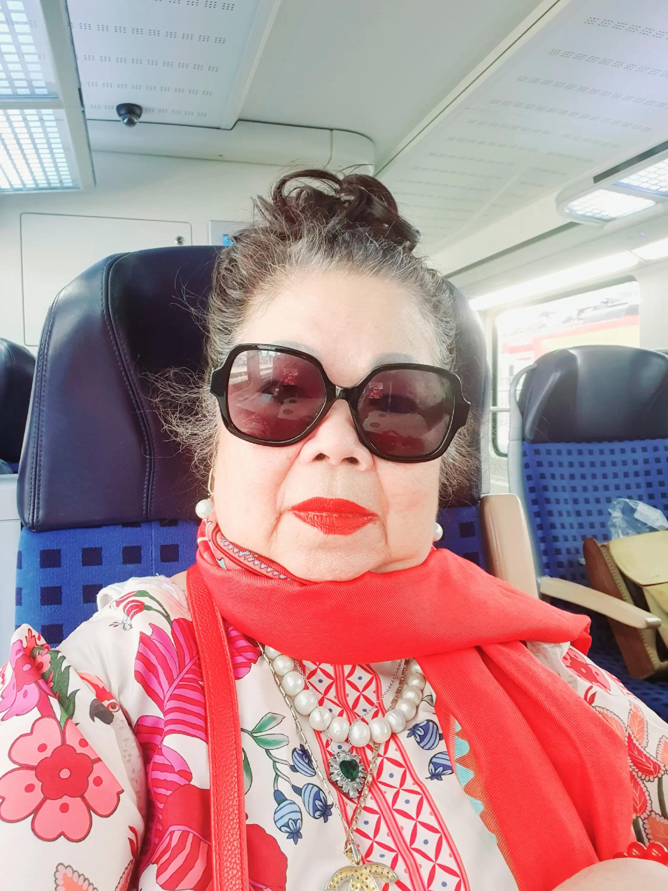 @Bạch yến hoàng