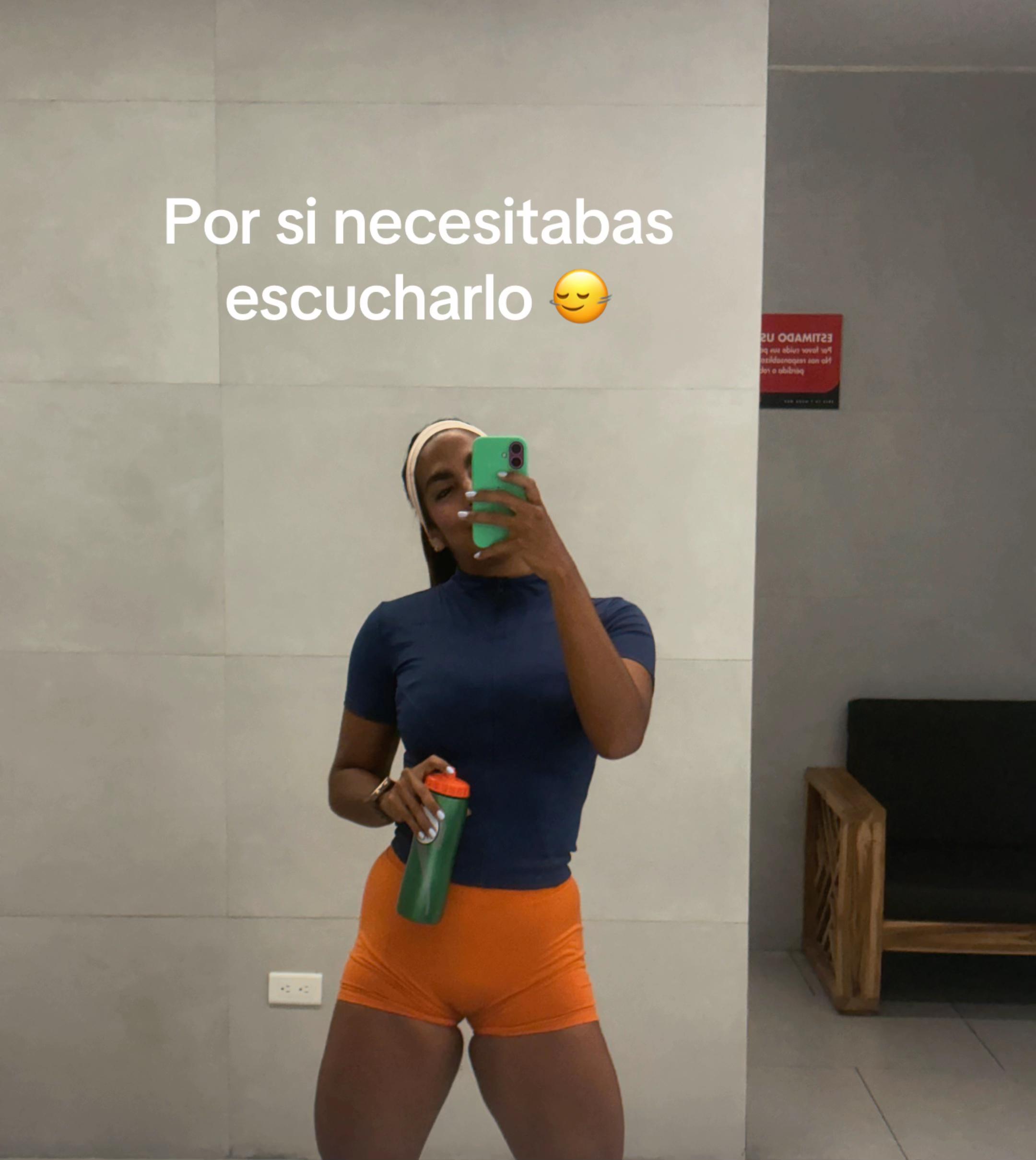 @Sof&iacute;a 🦋
