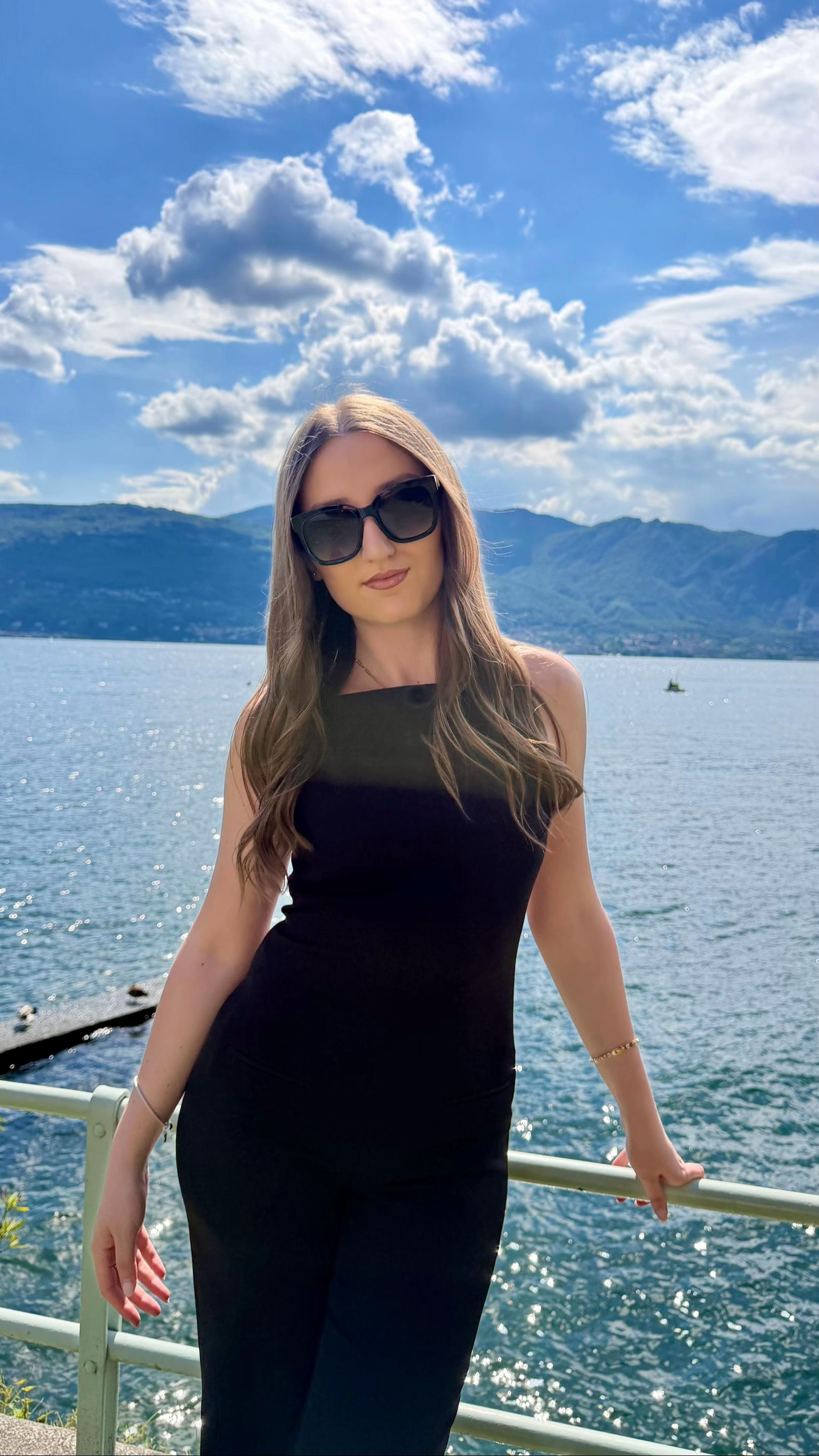 @Isabella