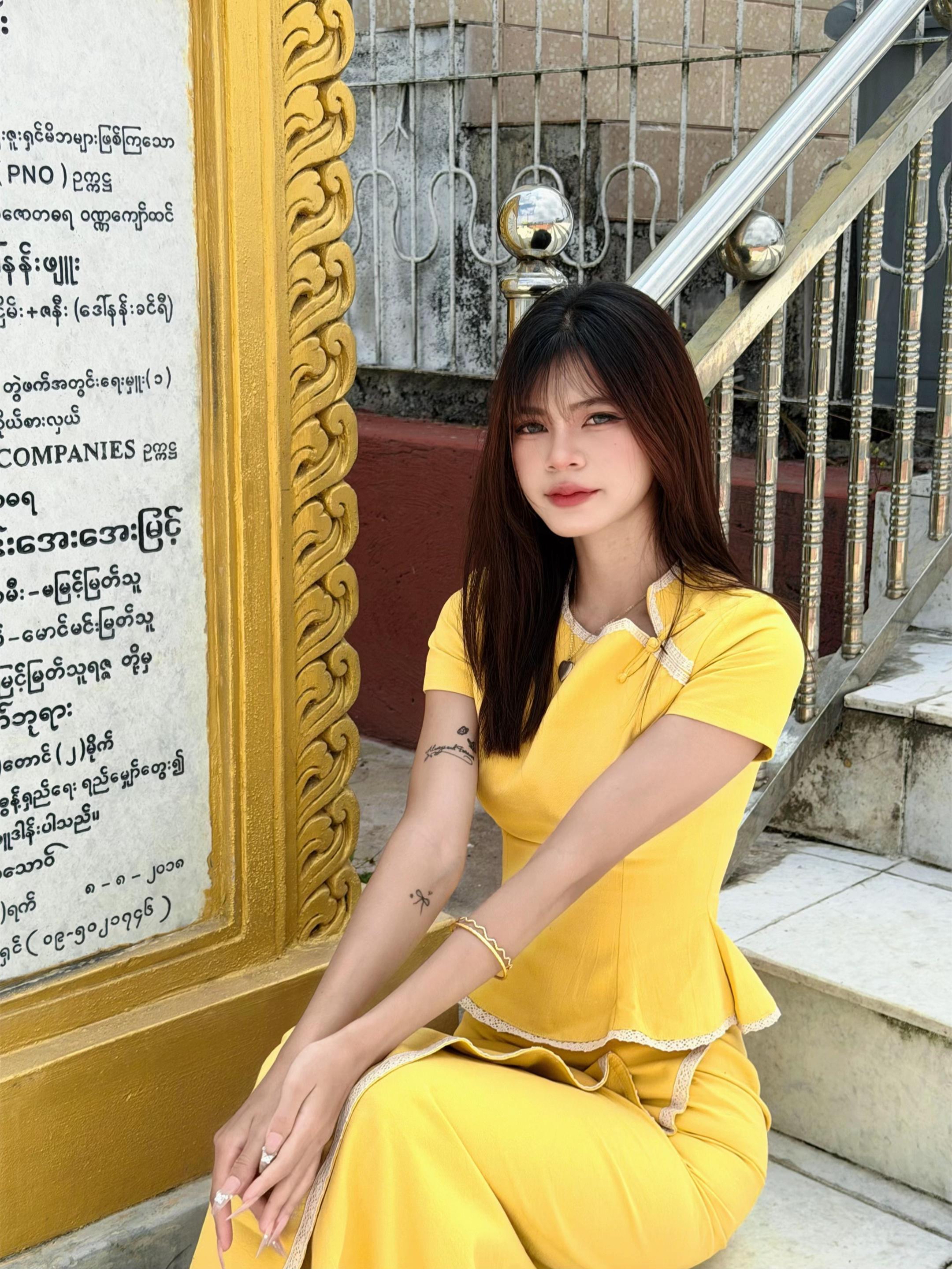 @๐๐๐๐ ๐โฌ