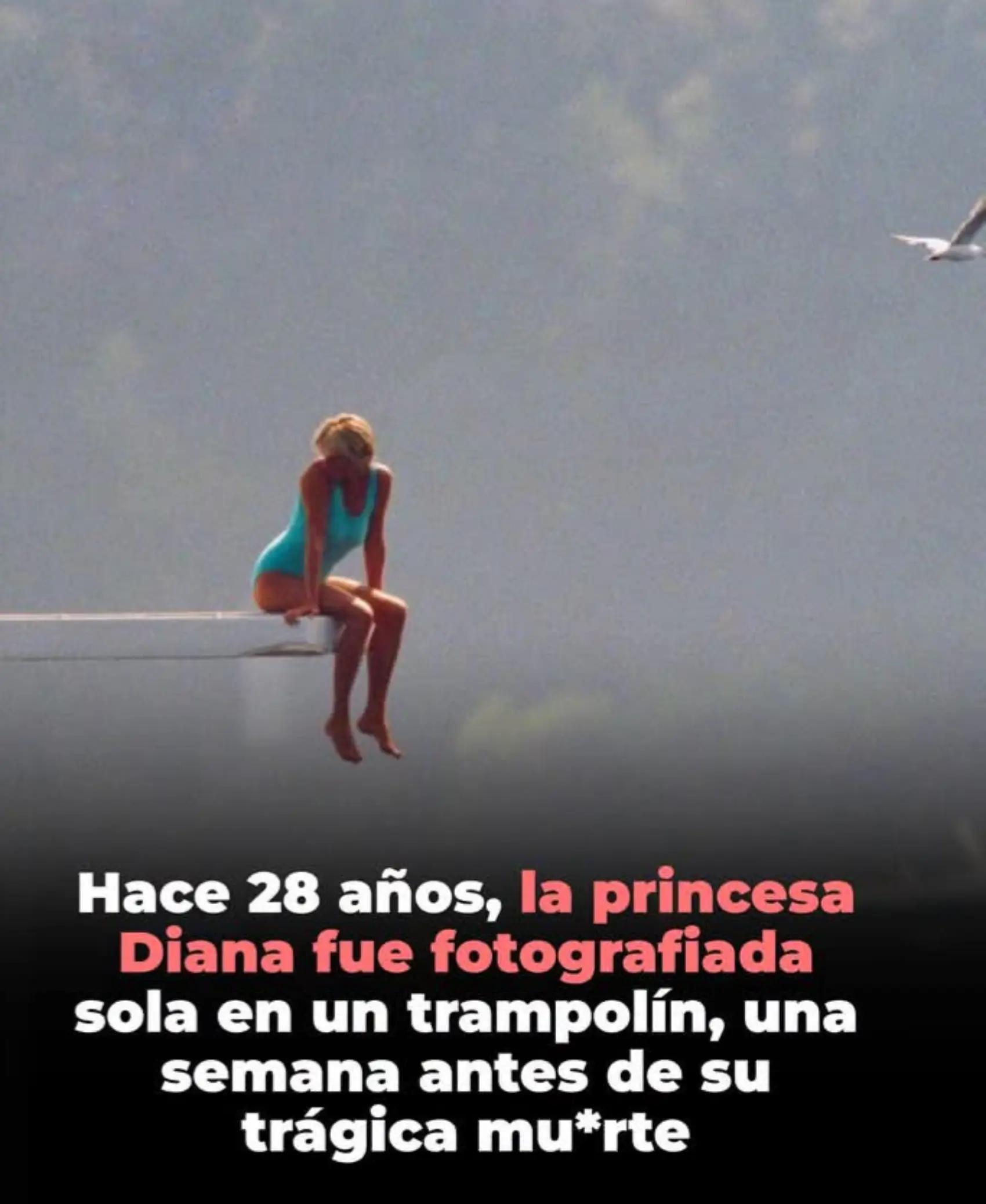 @😇 LORY