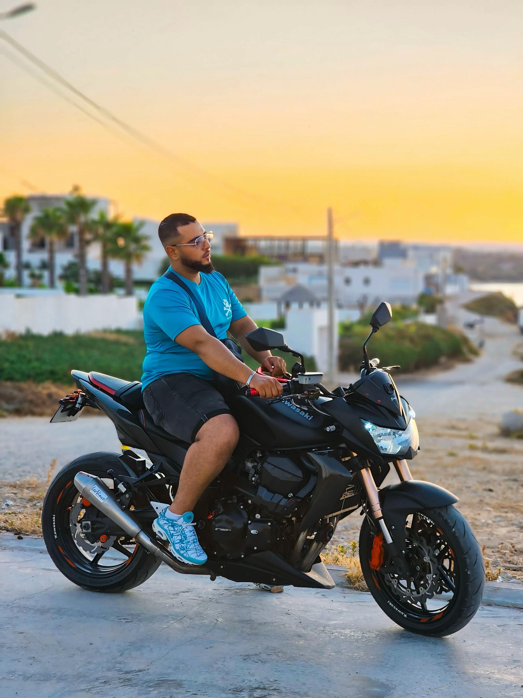 @Oussema moto 94