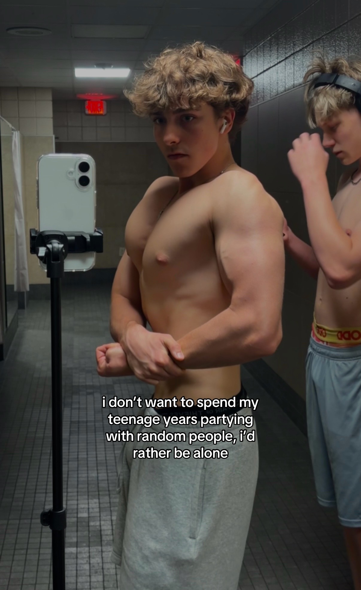 @myleslifts