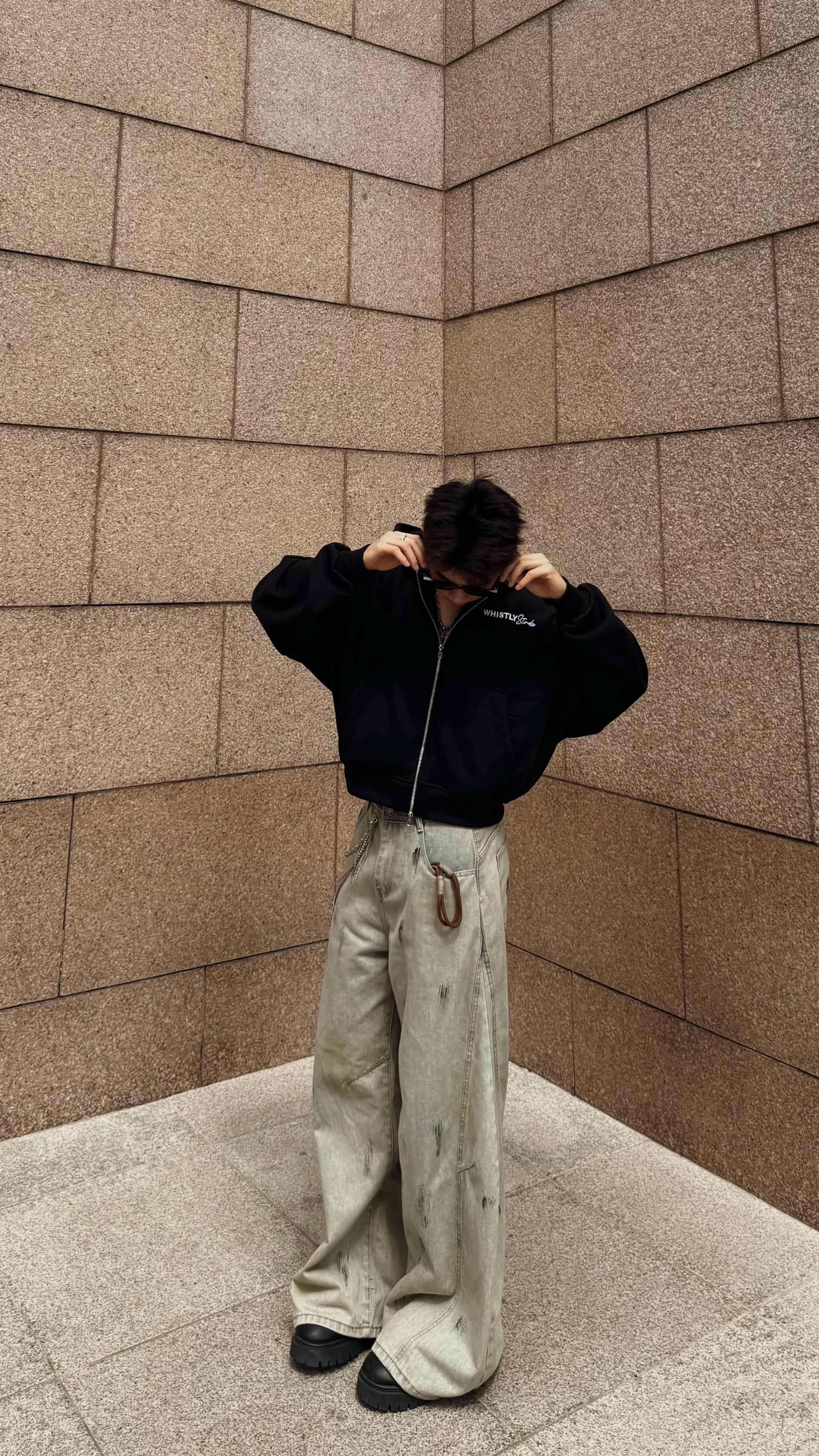 @WHISTLY.STU