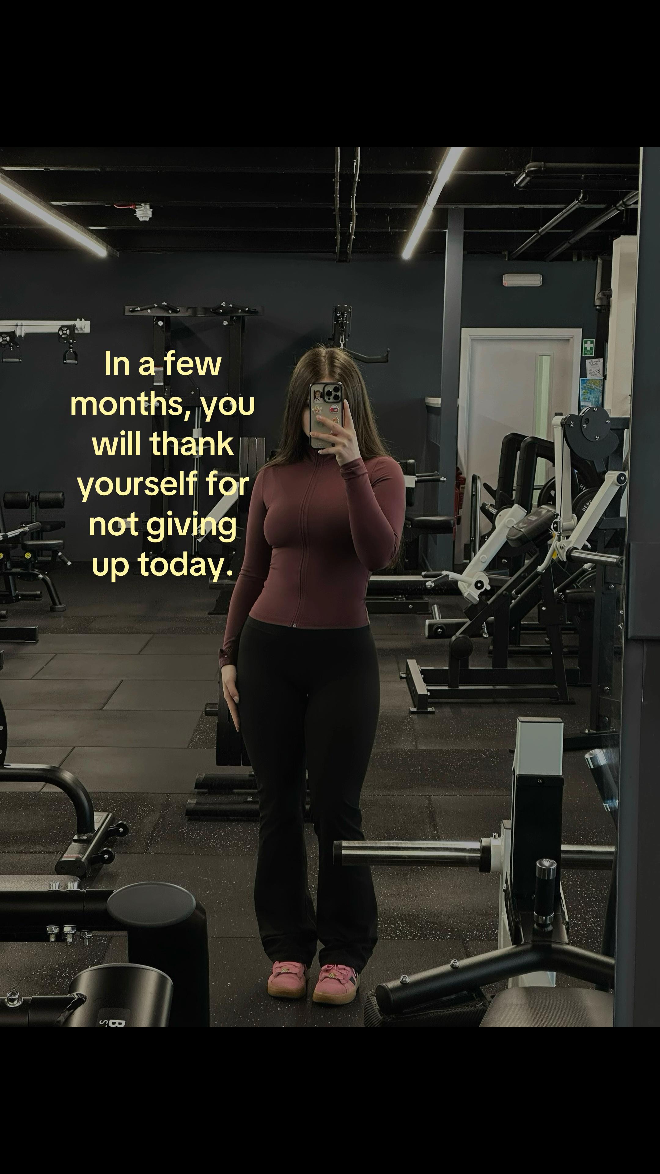 @𝒜𝓃𝒶𝓈𝓉𝒶𝓈𝒾𝒿𝒶